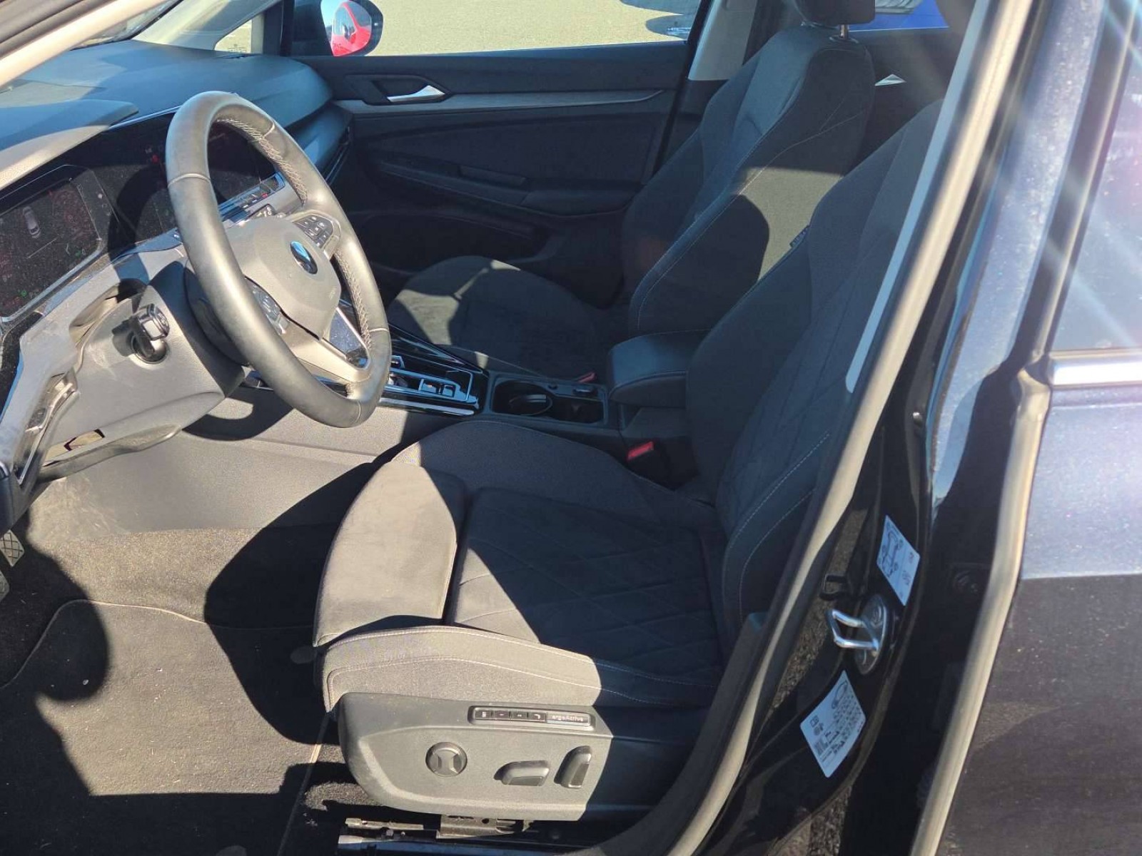 VOLKSWAGEN - GOLF - #867947 - 7