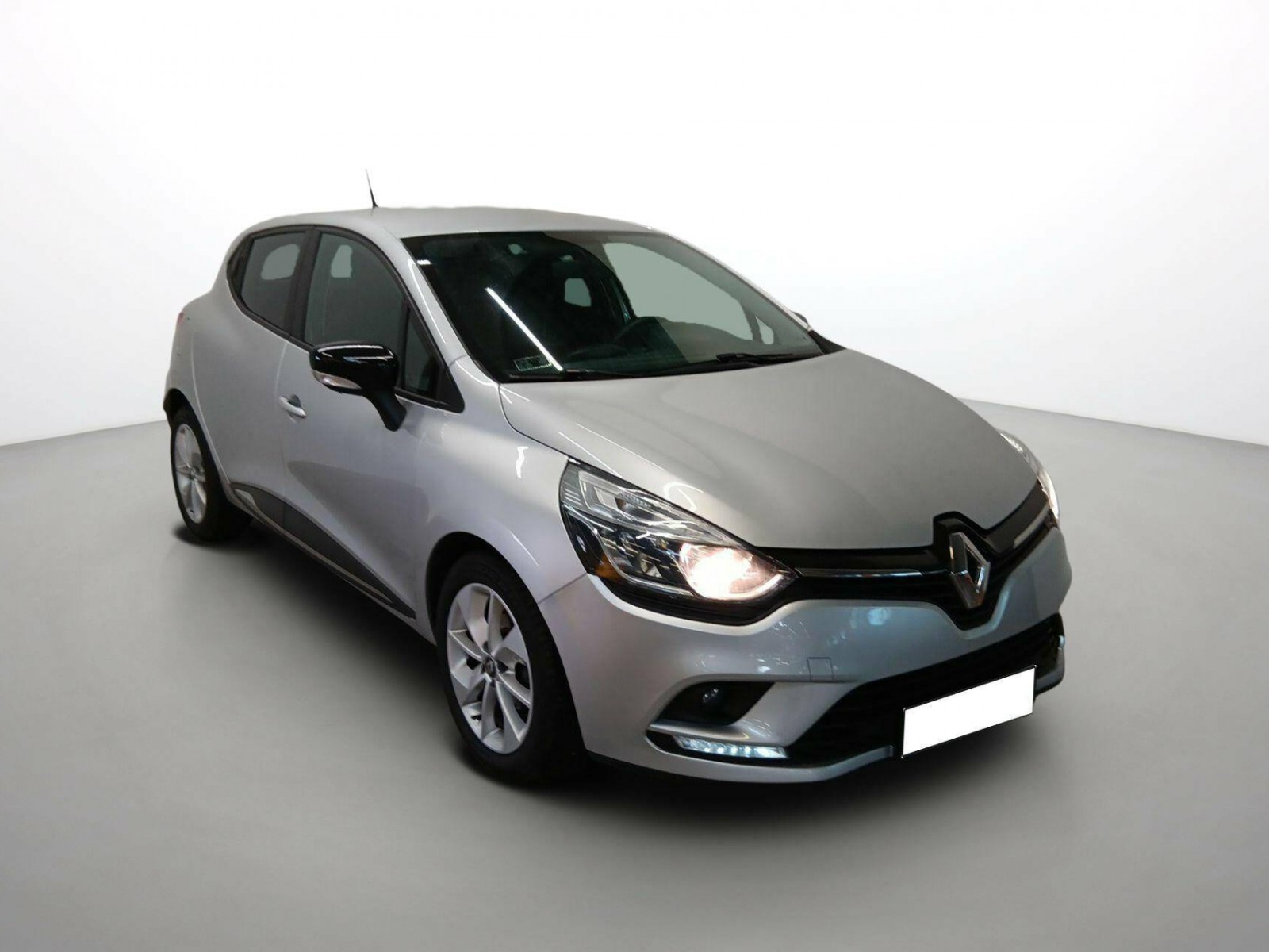 RENAULT - CLIO IV - #198368 - 1