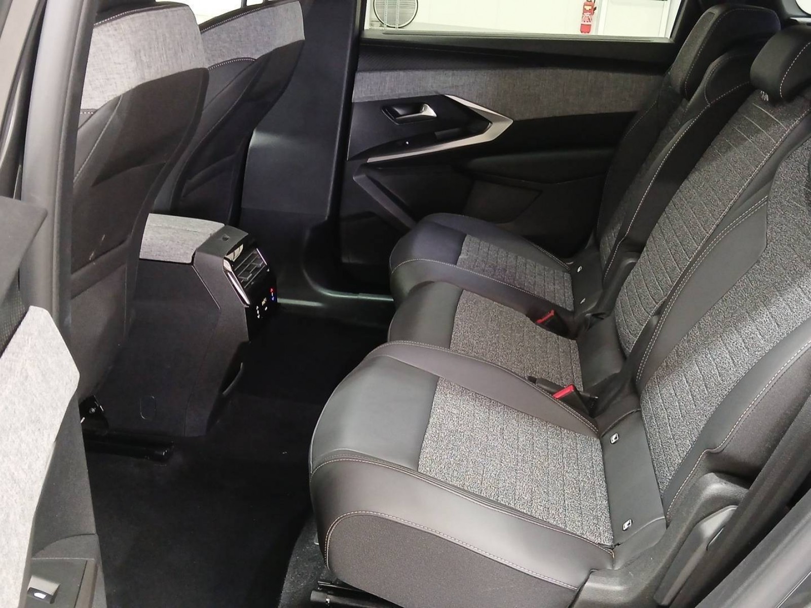 PEUGEOT - 5008 - #865518 - 8