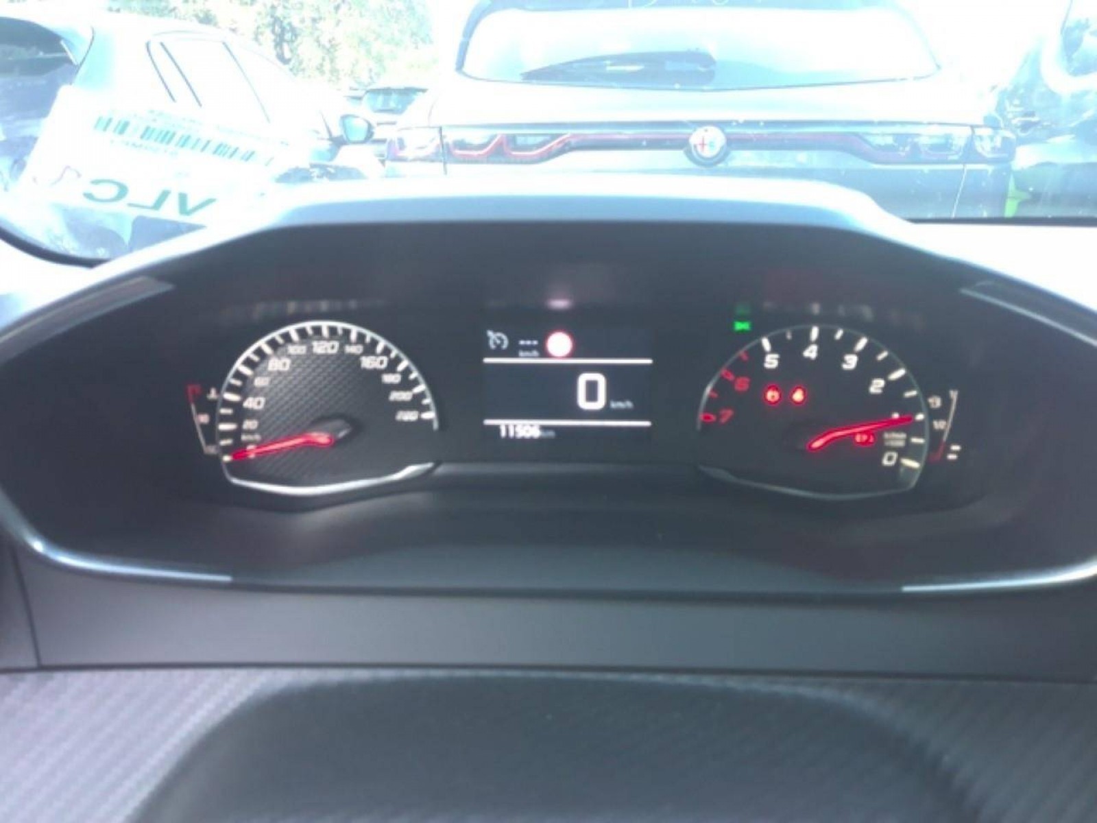 PEUGEOT - 208 - #869242 - 4