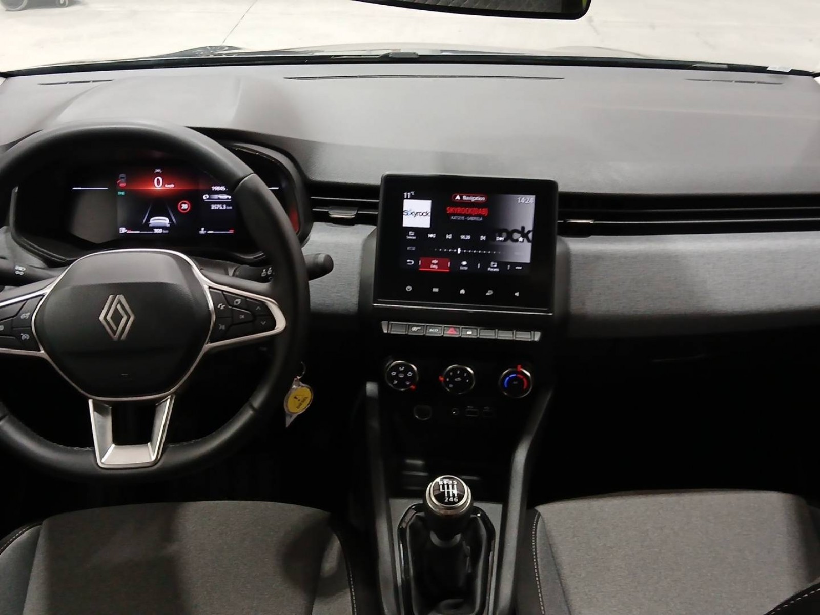 RENAULT - CLIO V - #869279 - 9