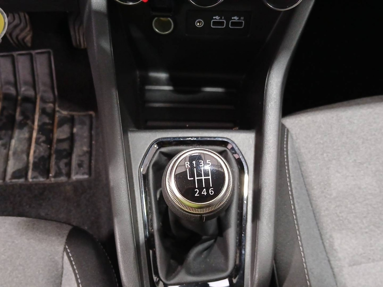 RENAULT - CLIO V - #869279 - 13