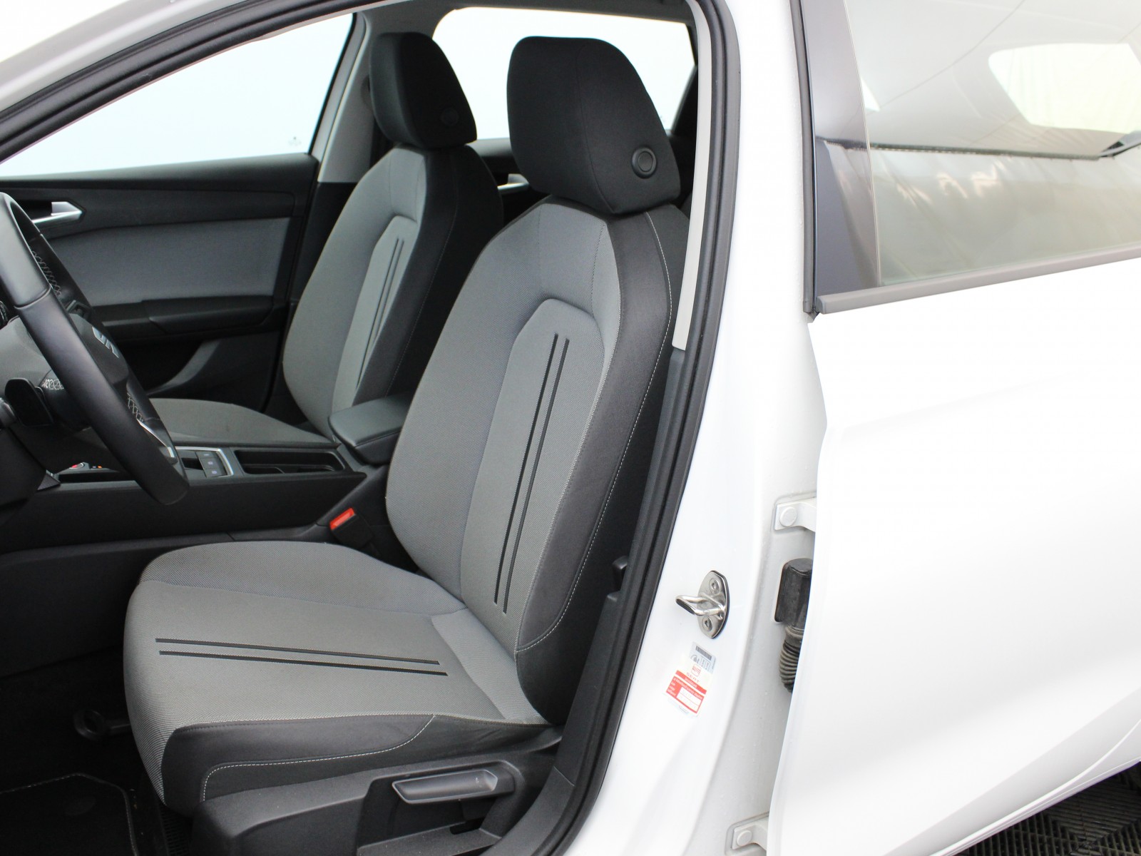 SEAT - LEON SPORTSTOURER - #181737 - 7