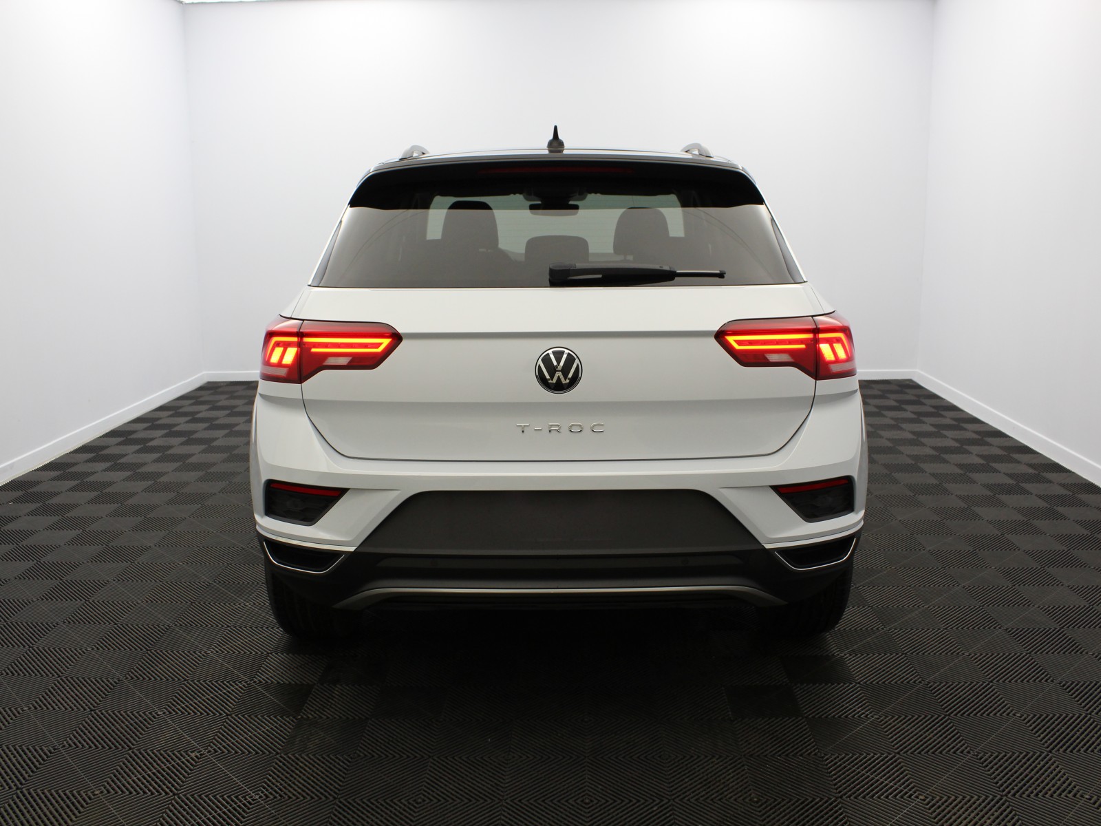 VOLKSWAGEN - T-ROC - #167318 - 5