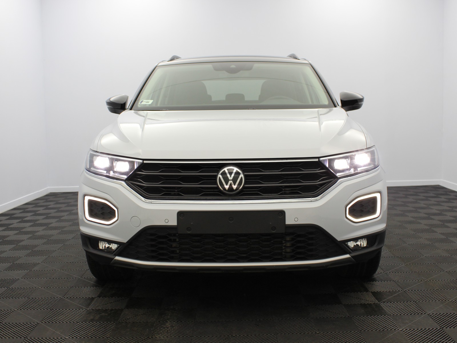 VOLKSWAGEN - T-ROC - #167318 - 4