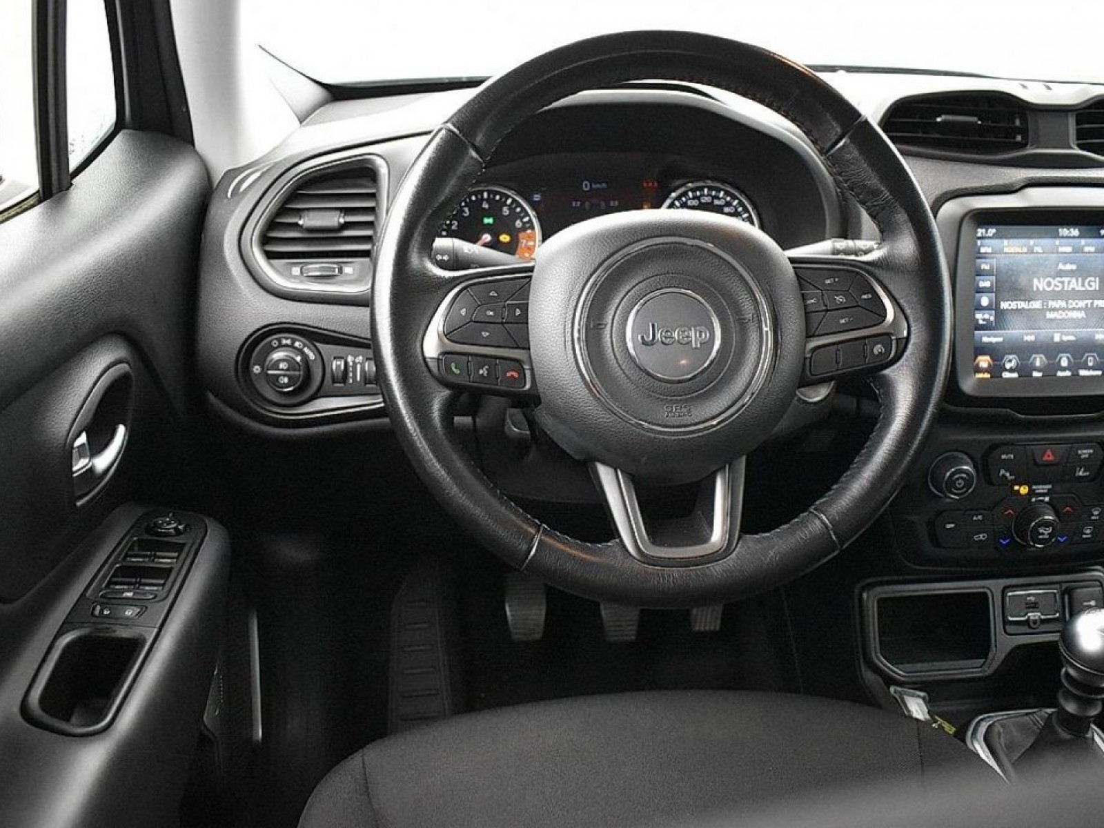 JEEP - RENEGADE - #182235 - 24