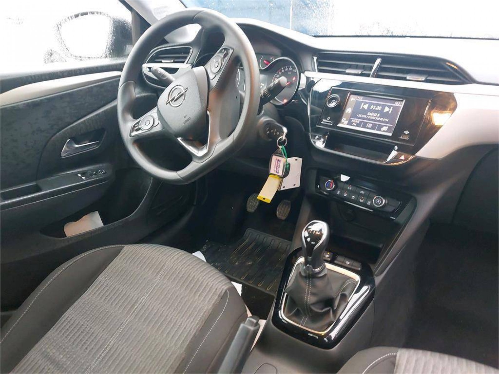 OPEL - CORSA - #182350 - 4