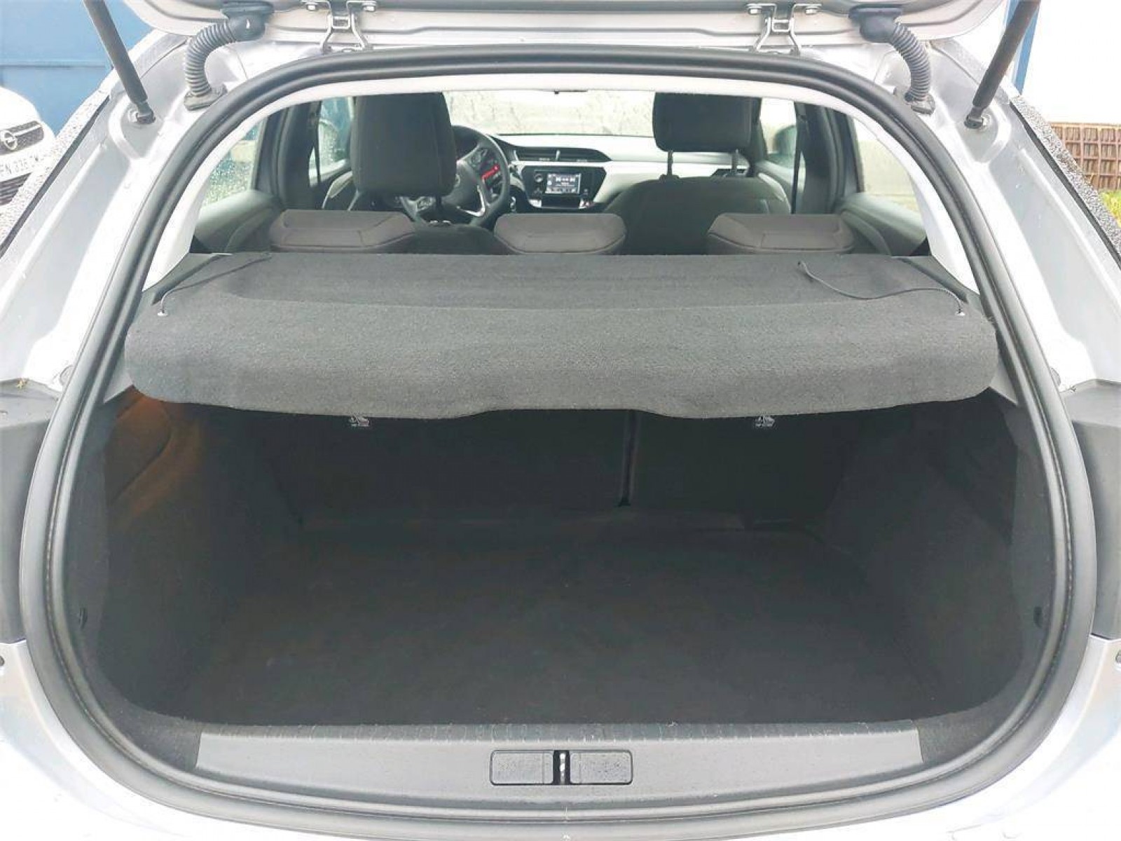 OPEL - CORSA - #182350 - 8