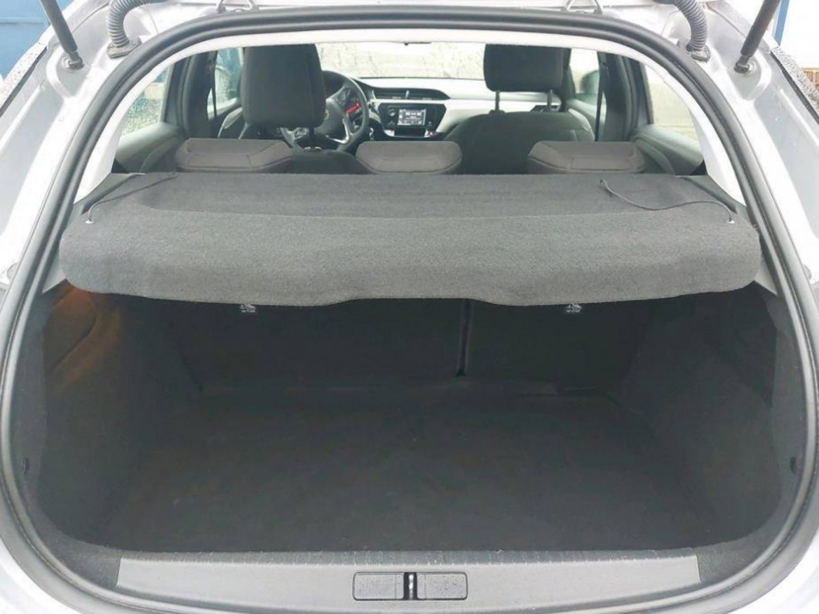 OPEL - CORSA - #182350 - 18
