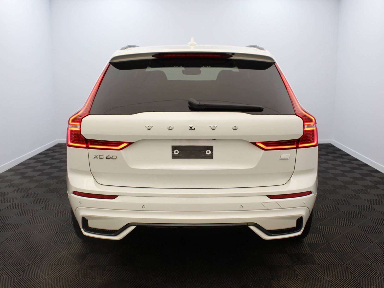 VOLVO - XC60 MY22 - #174952 - 5