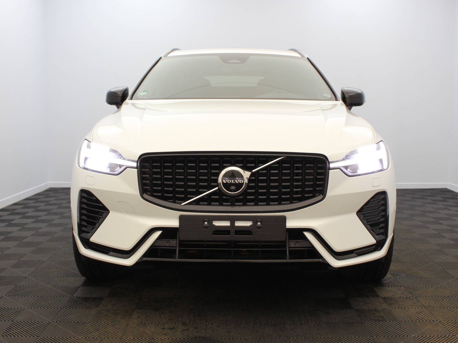 VOLVO - XC60 MY22 - #174952 - 4