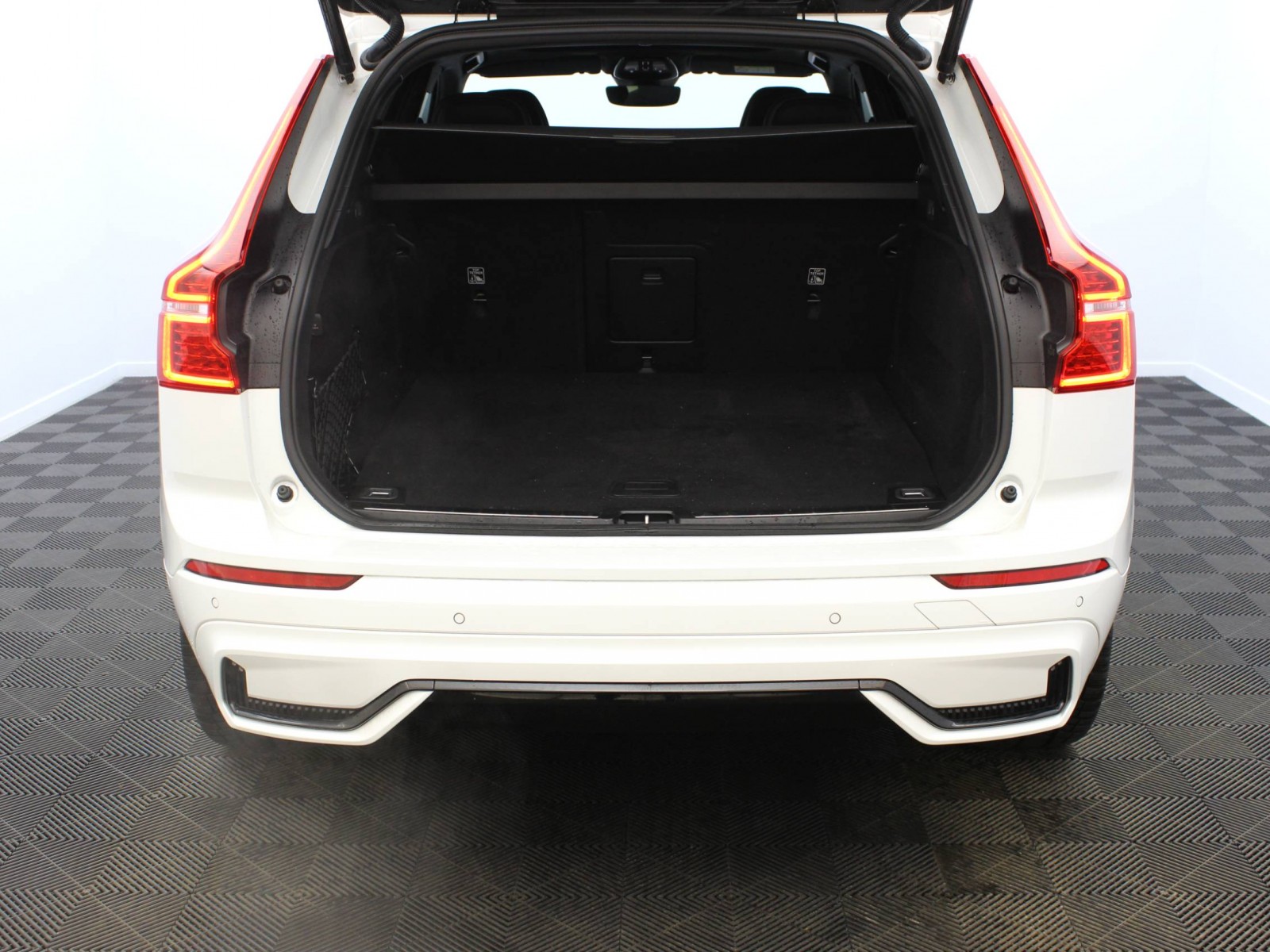VOLVO - XC60 MY22 - #174952 - 13