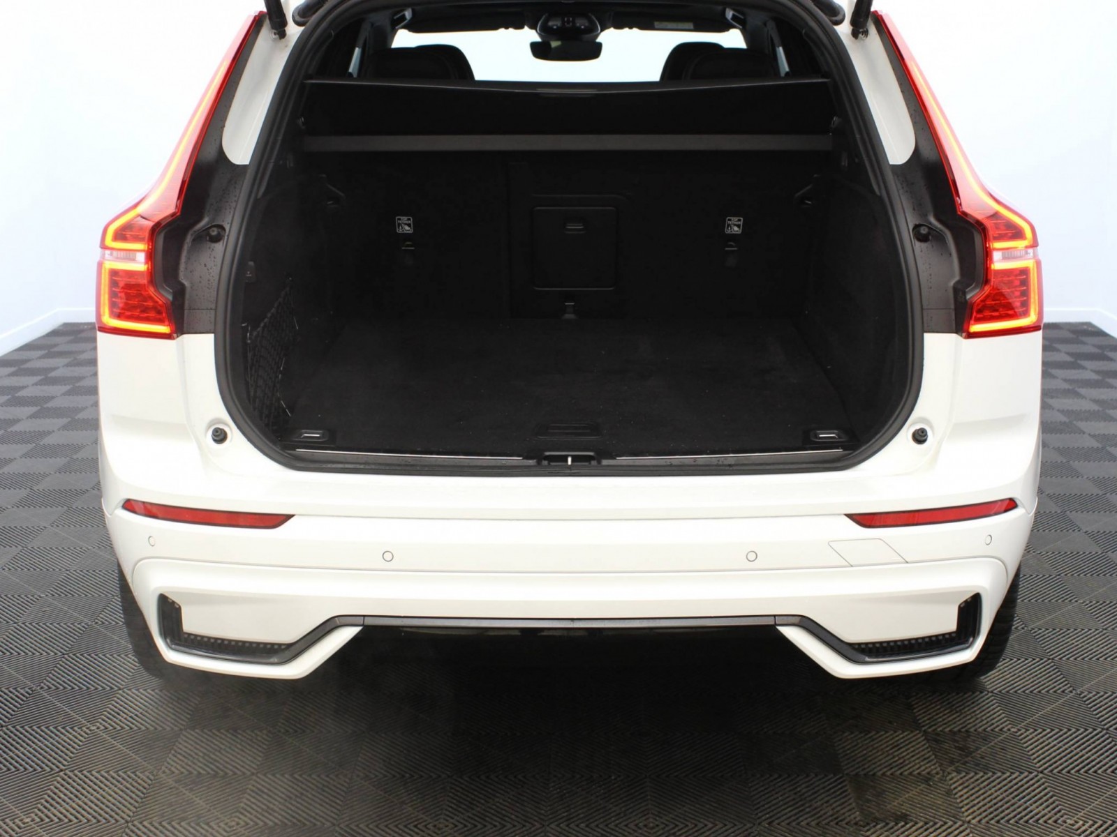 VOLVO - XC60 MY22 - #174952 - 29