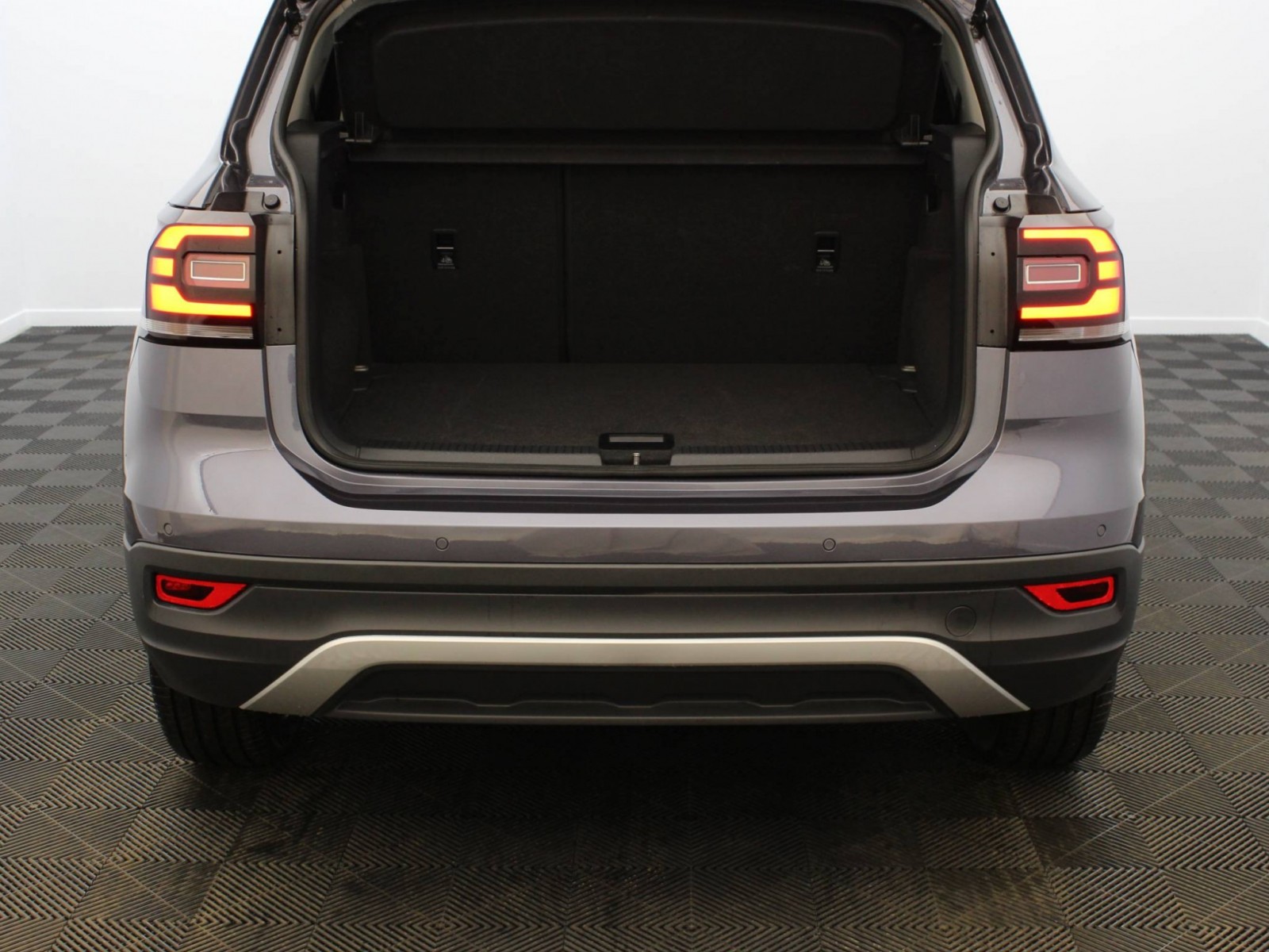VOLKSWAGEN - T-CROSS - #182267 - 28
