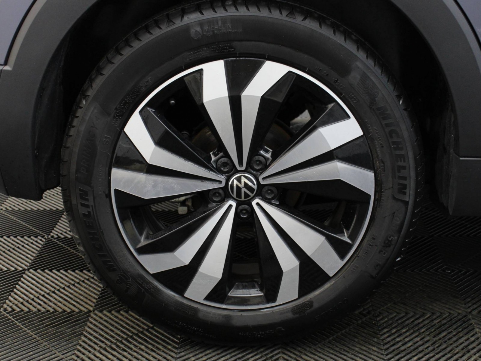 VOLKSWAGEN - T-CROSS - #182267 - 21
