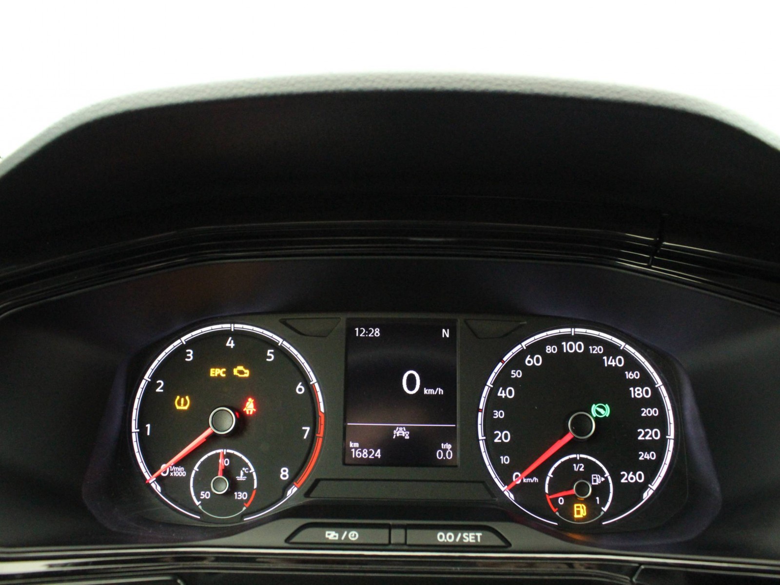 VOLKSWAGEN - T-CROSS - #182267 - 12