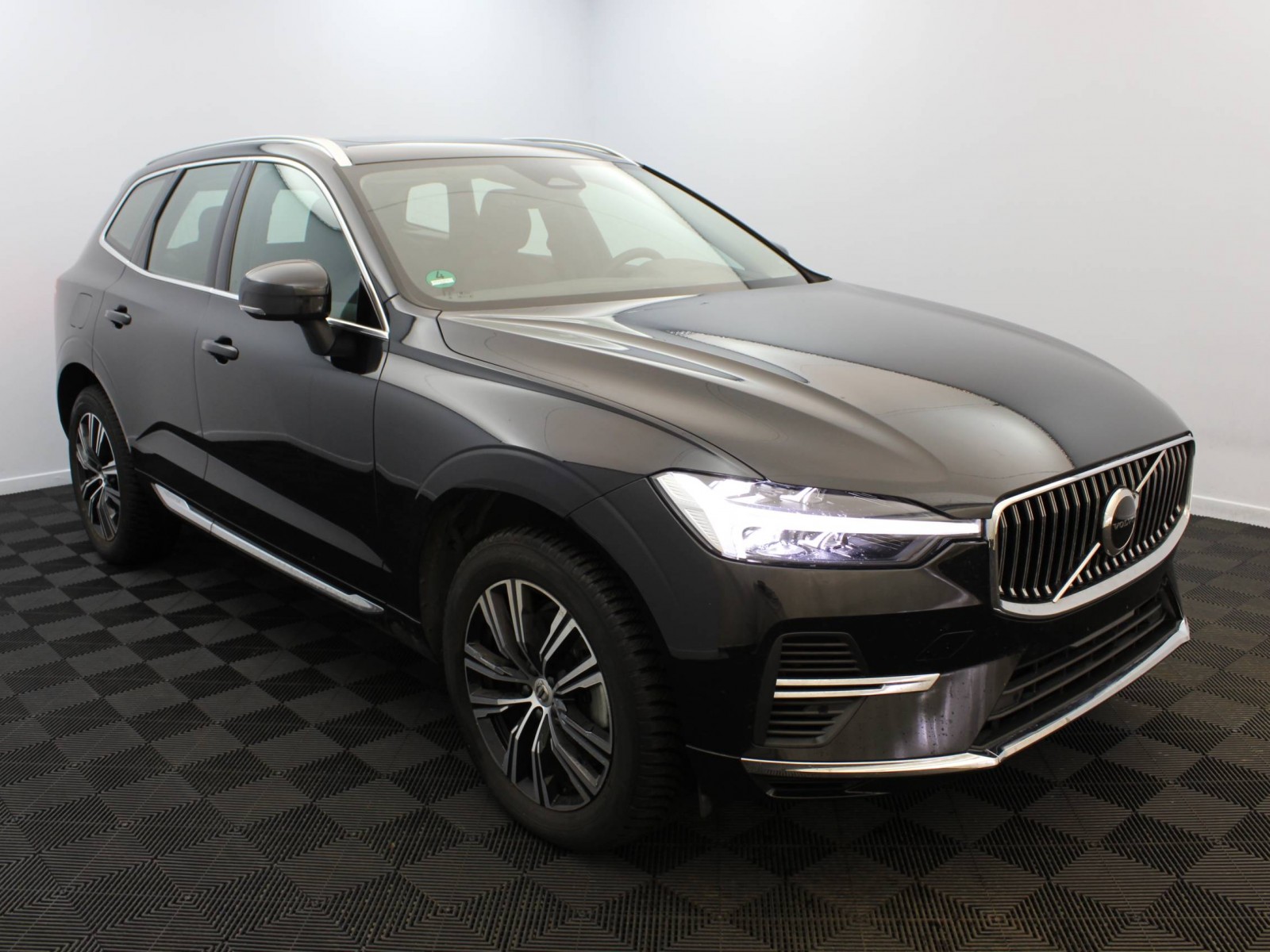 VOLVO - XC60 MY22 - #174920 - 1