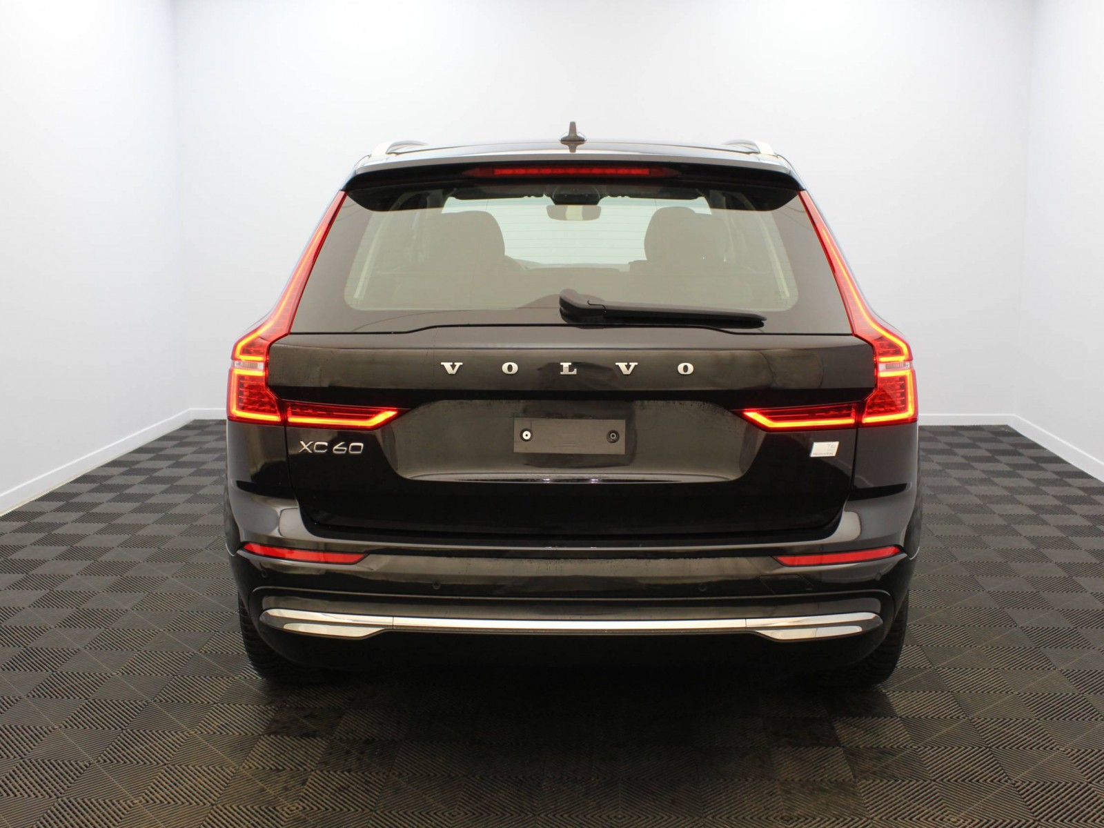 VOLVO - XC60 MY22 - #174920 - 5