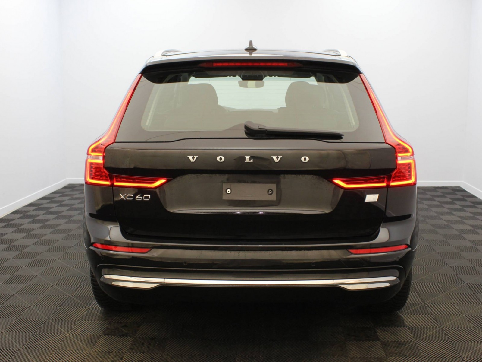 VOLVO - XC60 MY22 - #174920 - 21