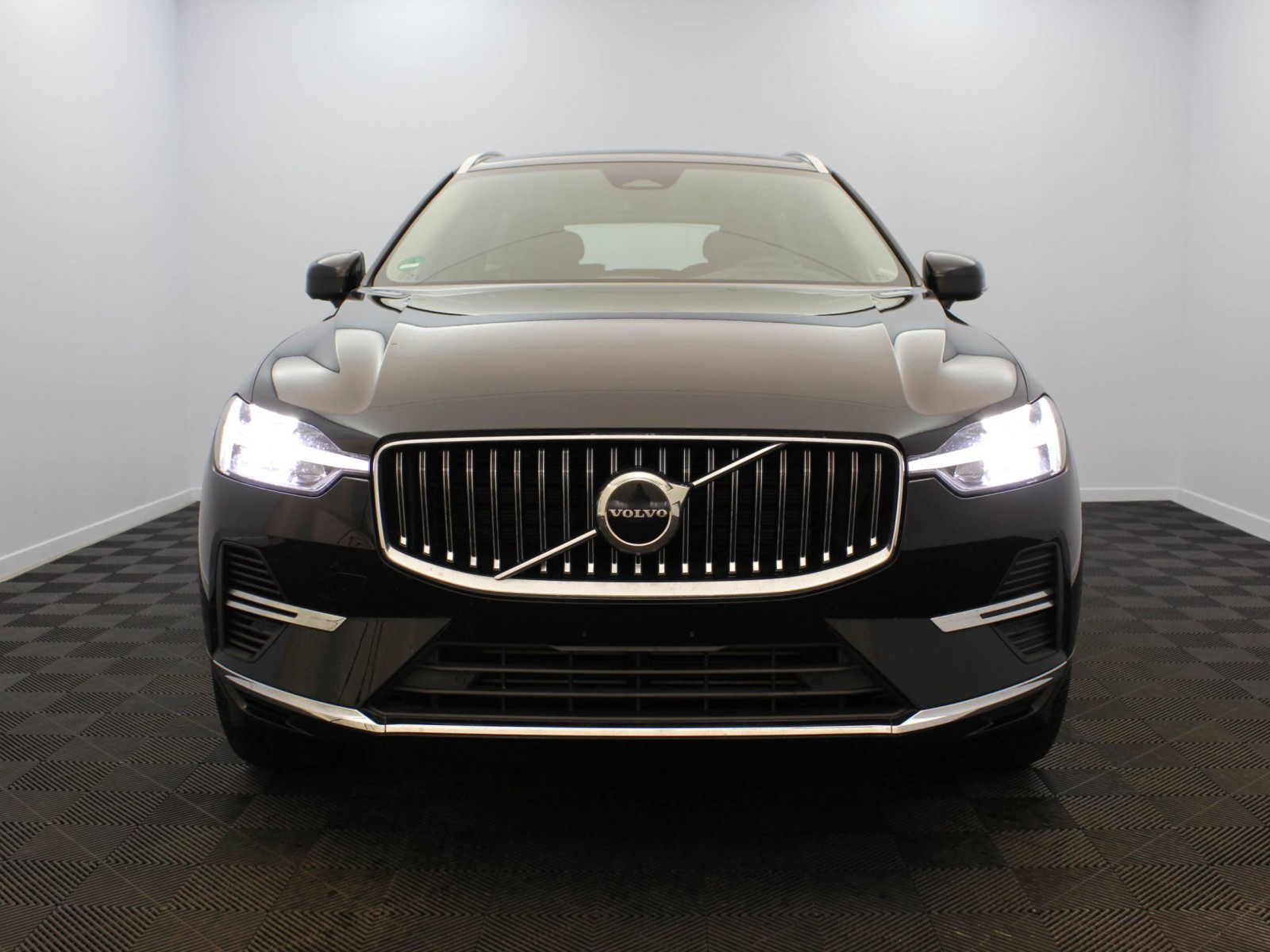 VOLVO - XC60 MY22 - #174920 - 4