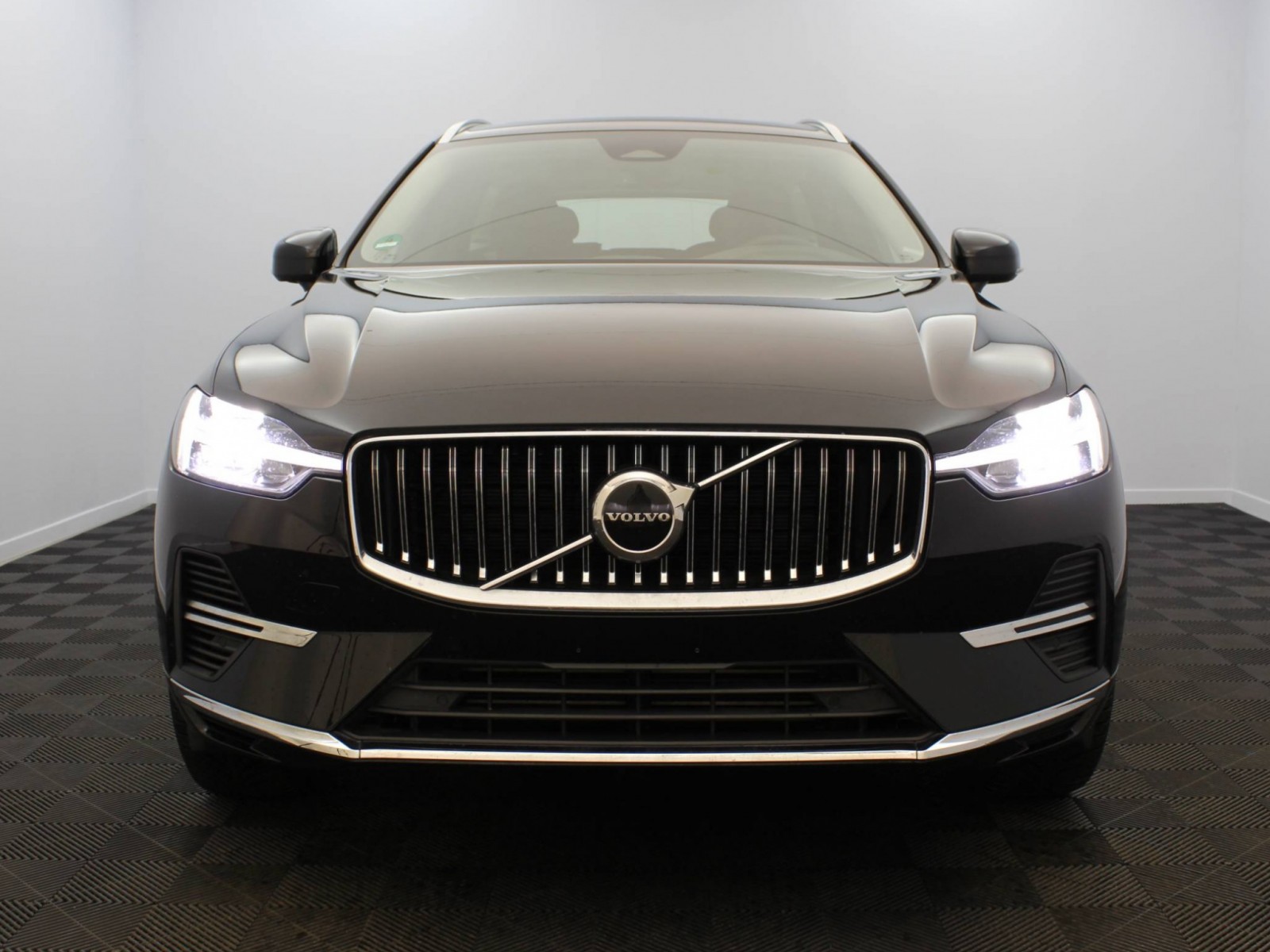 VOLVO - XC60 MY22 - #174920 - 20