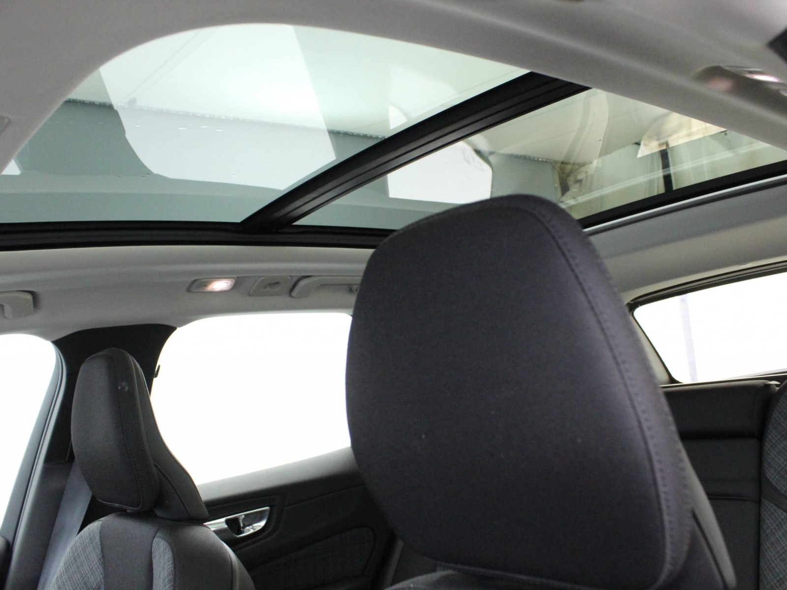 VOLVO - XC60 MY22 - #174920 - 14
