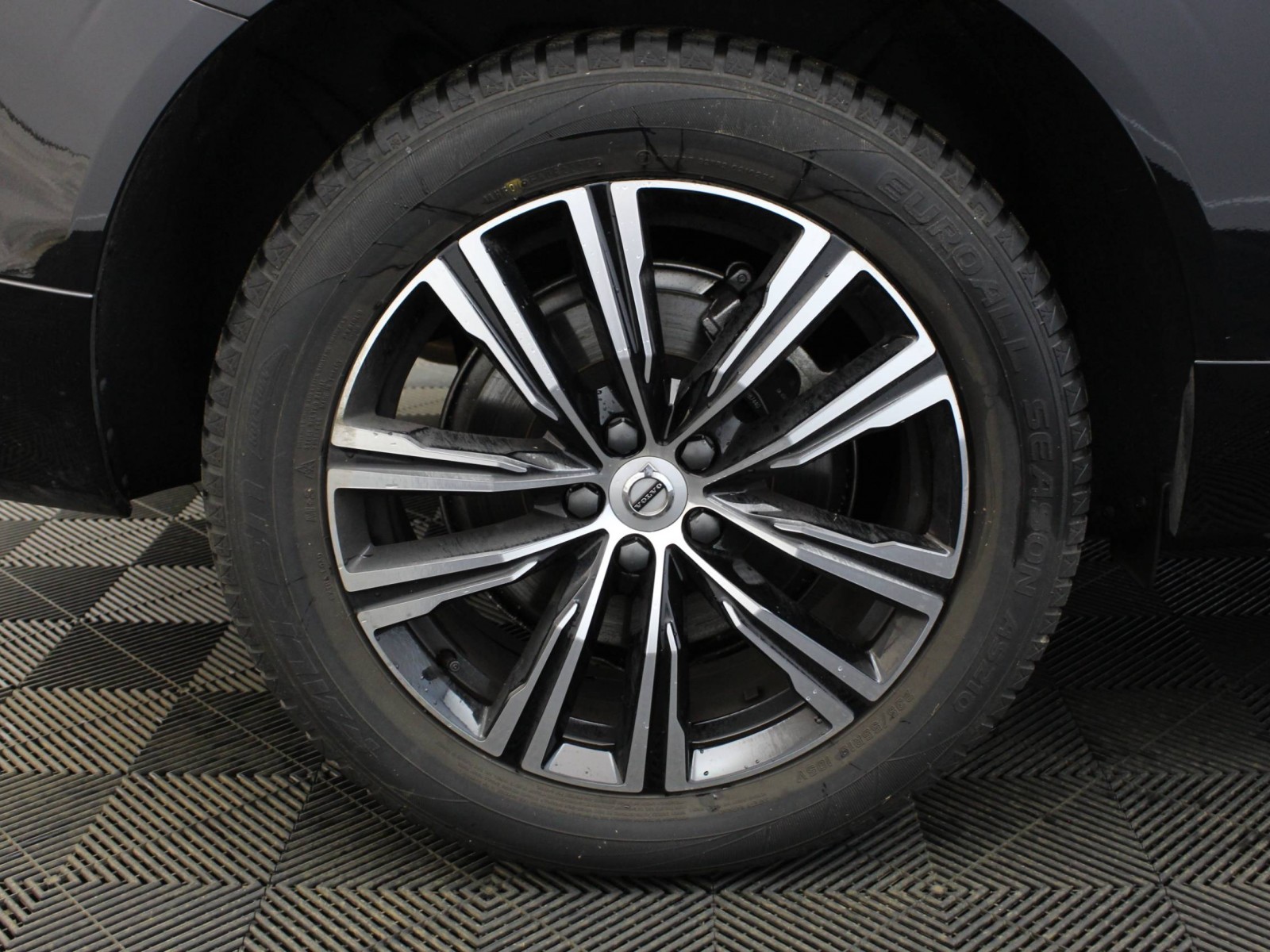 VOLVO - XC60 MY22 - #174920 - 6