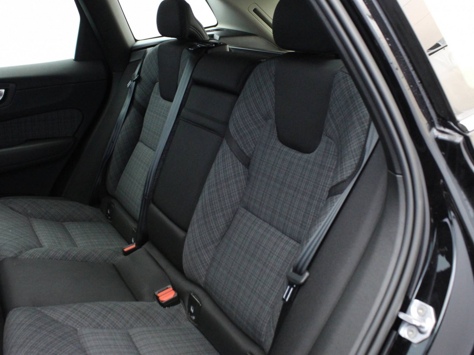 VOLVO - XC60 MY22 - #174920 - 24