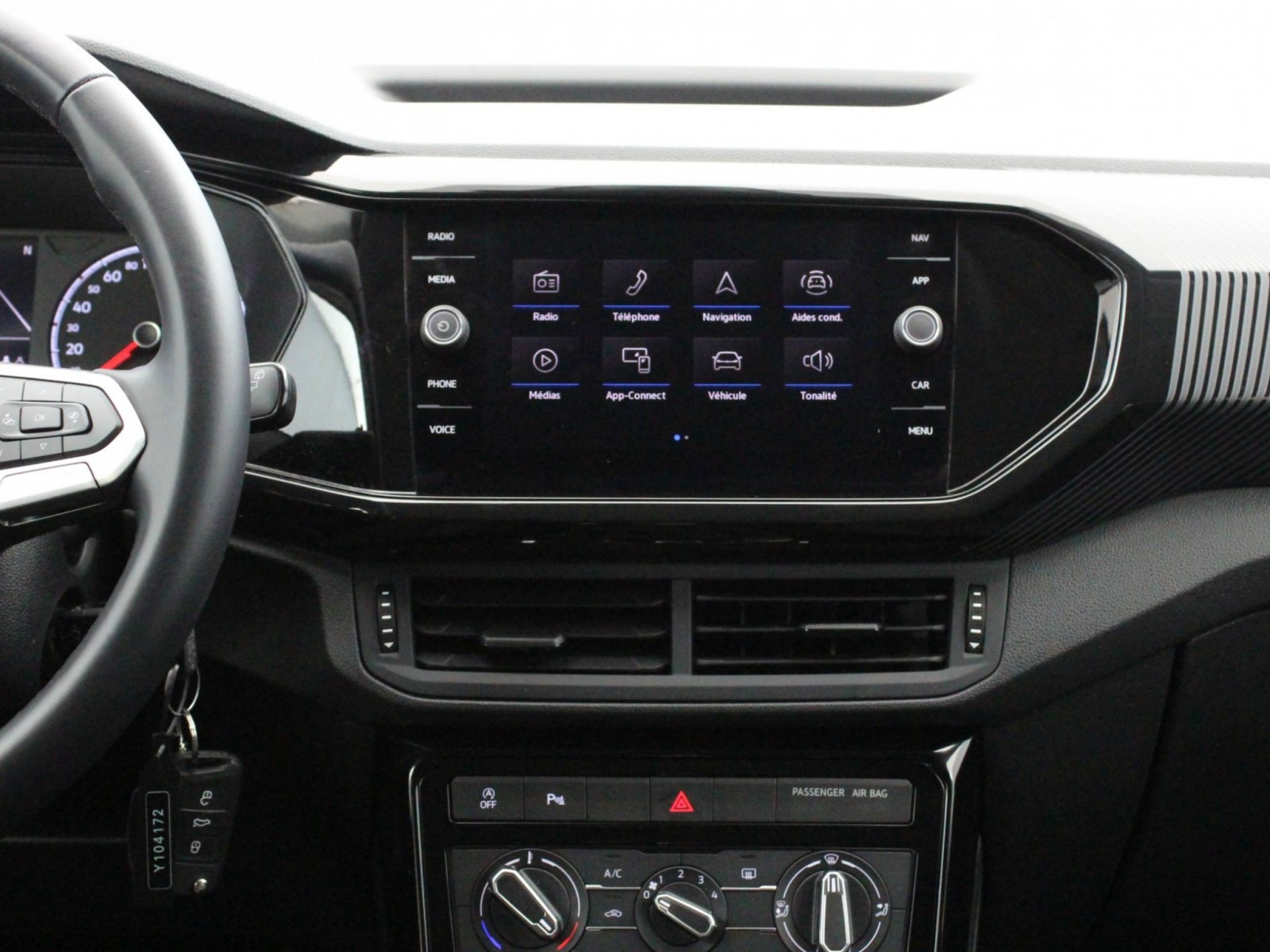 VOLKSWAGEN - T-CROSS - #175405 - 11