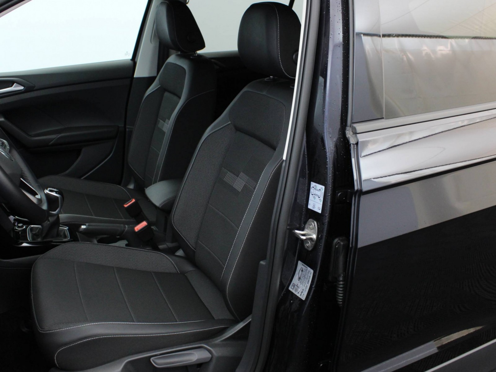 VOLKSWAGEN - T-CROSS - #175408 - 7