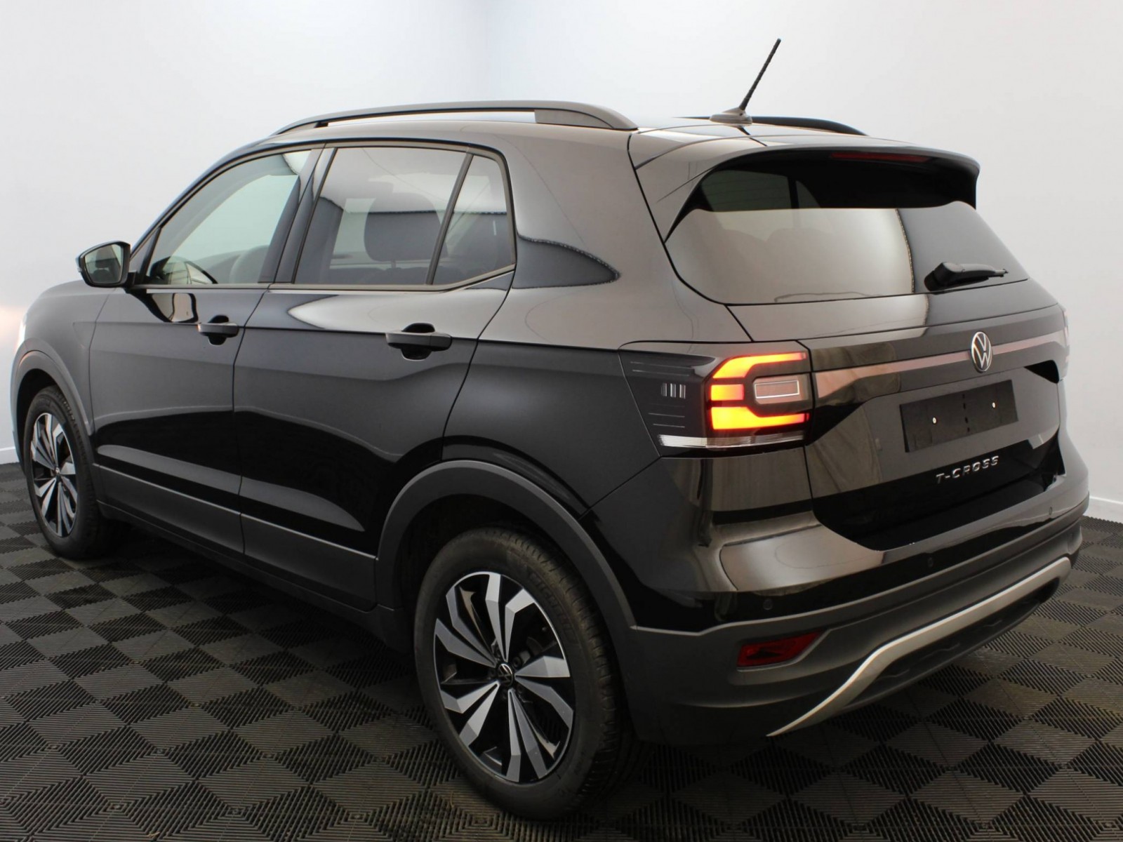 VOLKSWAGEN - T-CROSS - #175409 - 2