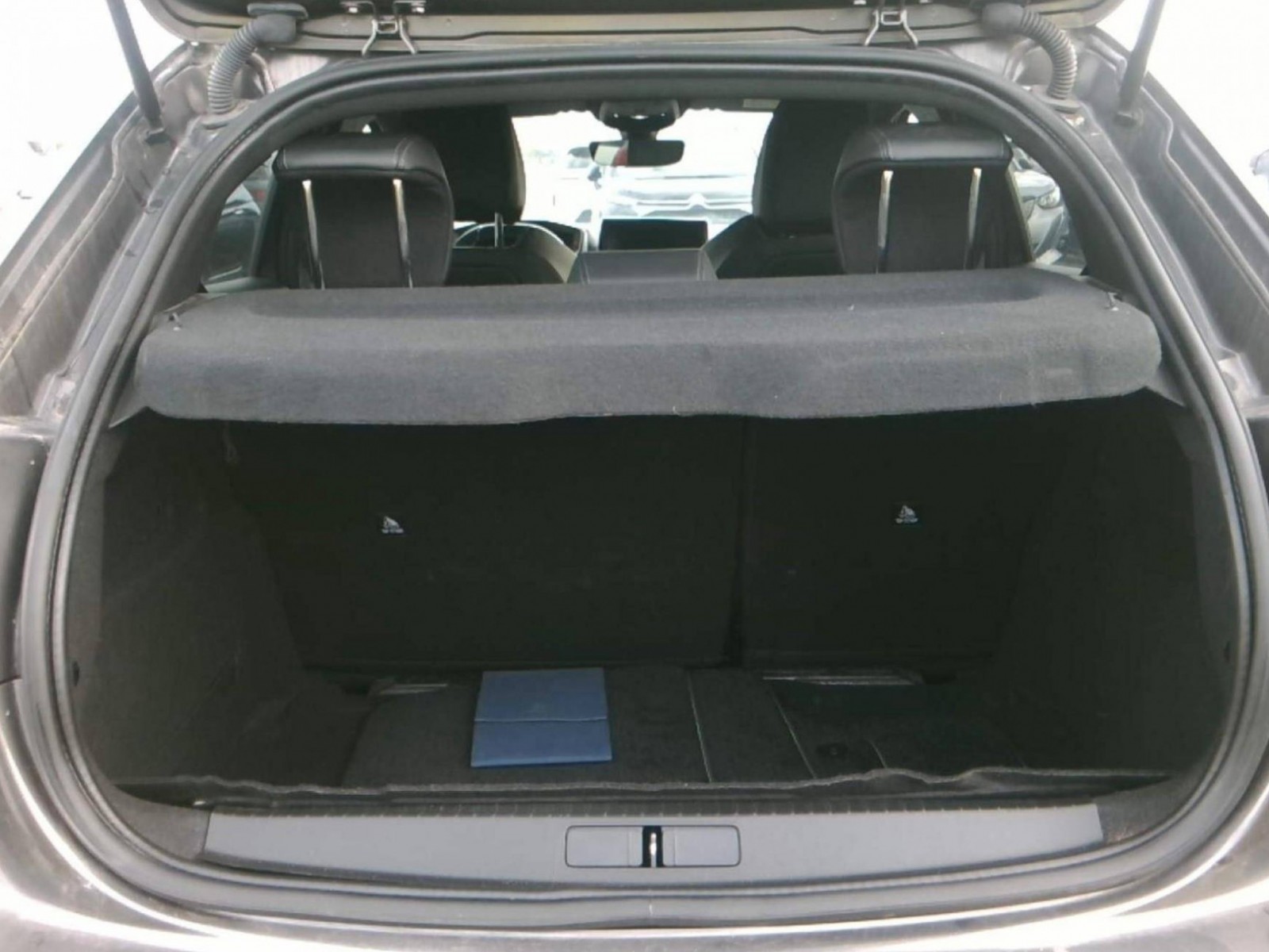 PEUGEOT - 208 - #182507 - 8