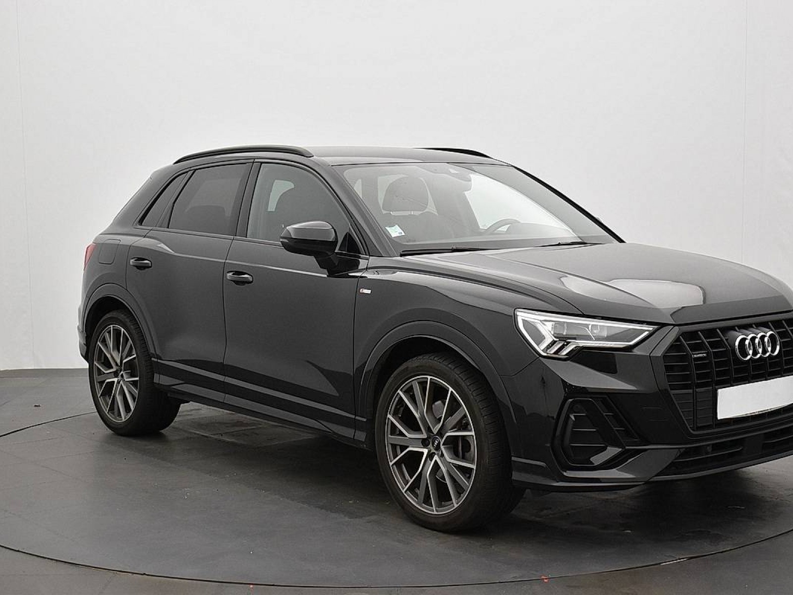 AUDI - Q3 - #181914 - 1