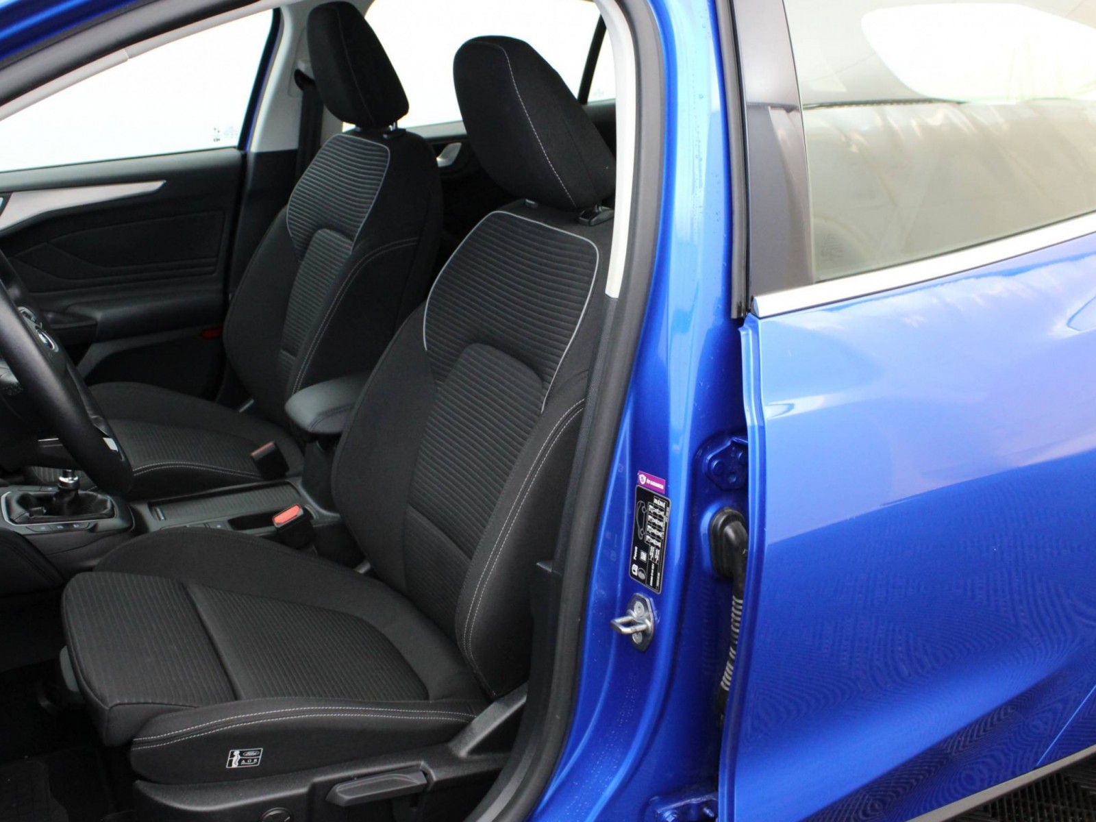 FORD - FOCUS - #181910 - 22