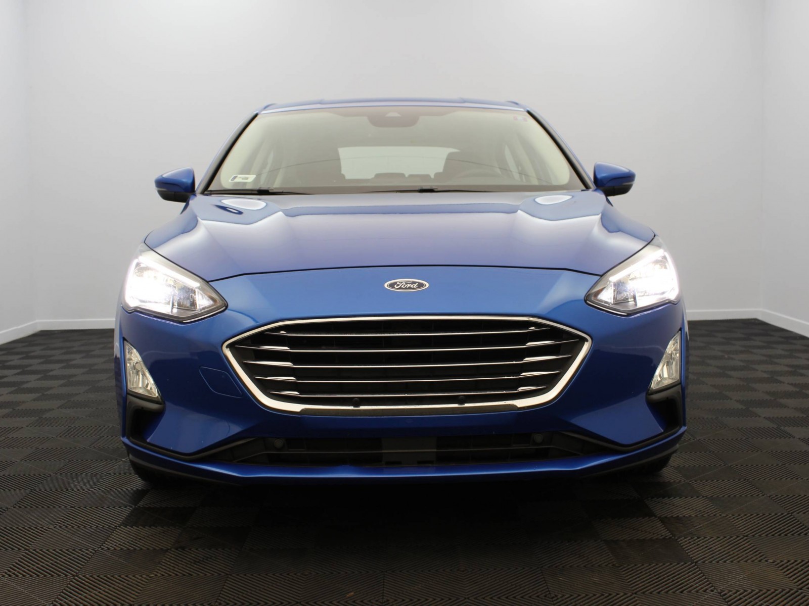 FORD - FOCUS - #181910 - 4