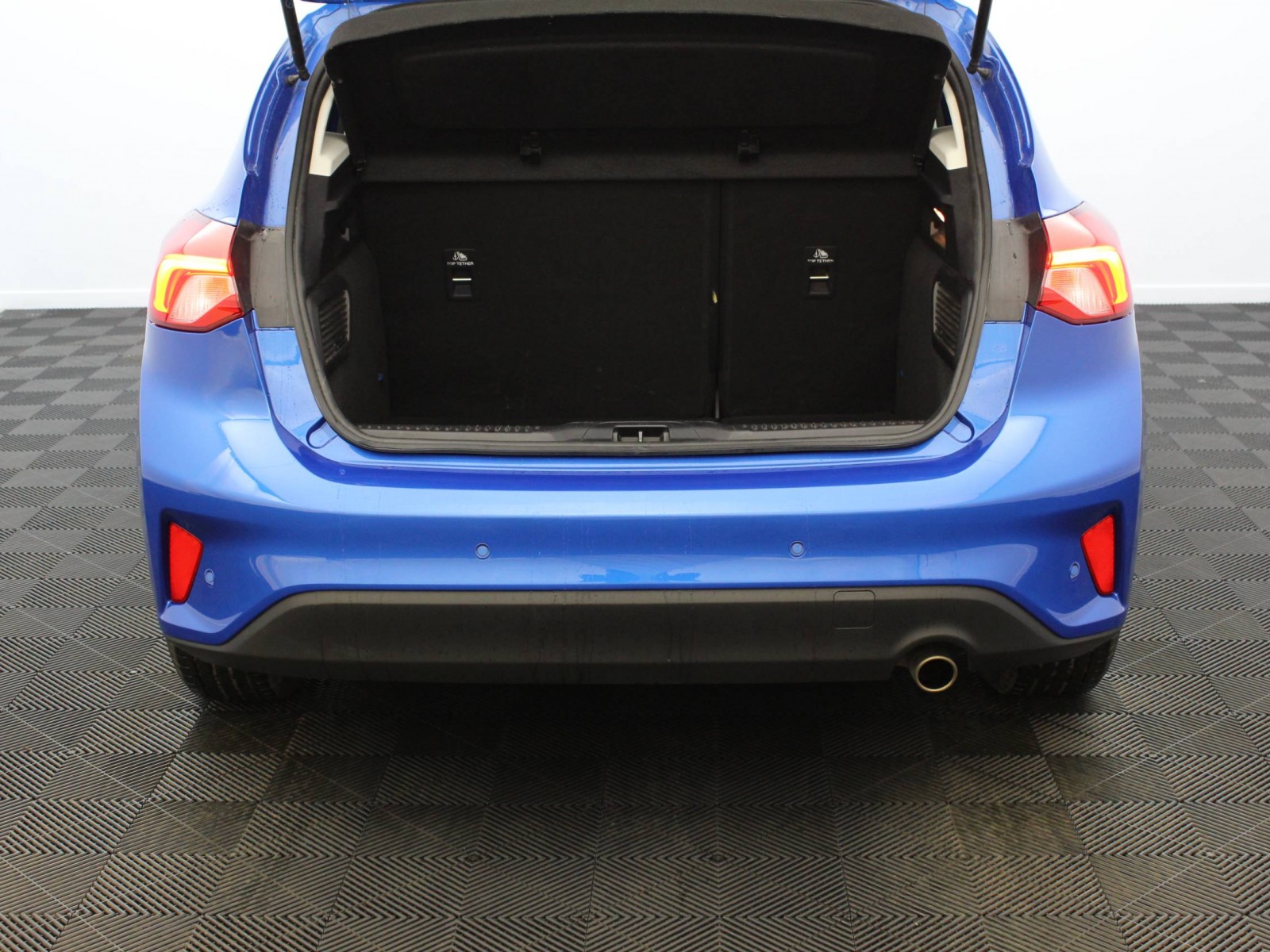 FORD - FOCUS - #181910 - 13
