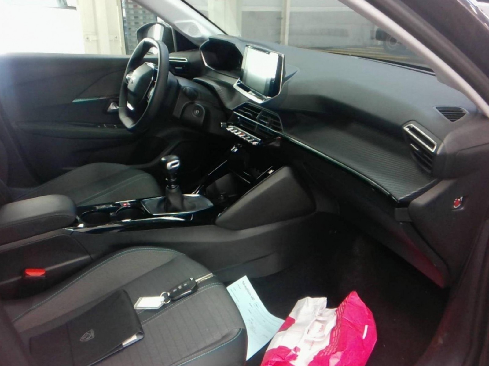 PEUGEOT - 208 - #182557 - 7