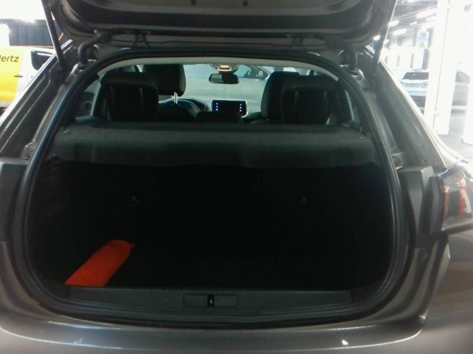 PEUGEOT - 208 - #182557 - 8