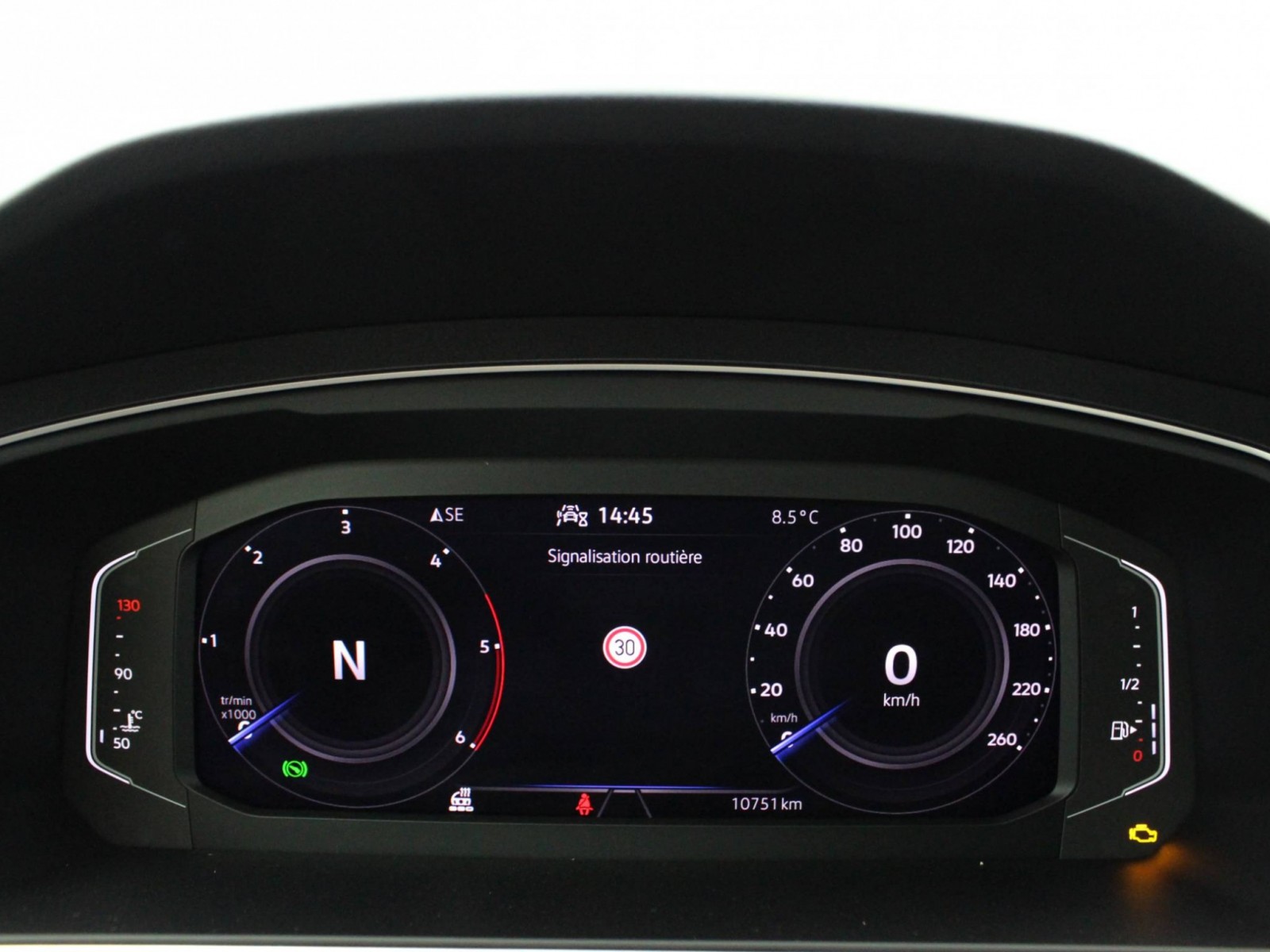VOLKSWAGEN - TIGUAN - #182136 - 28