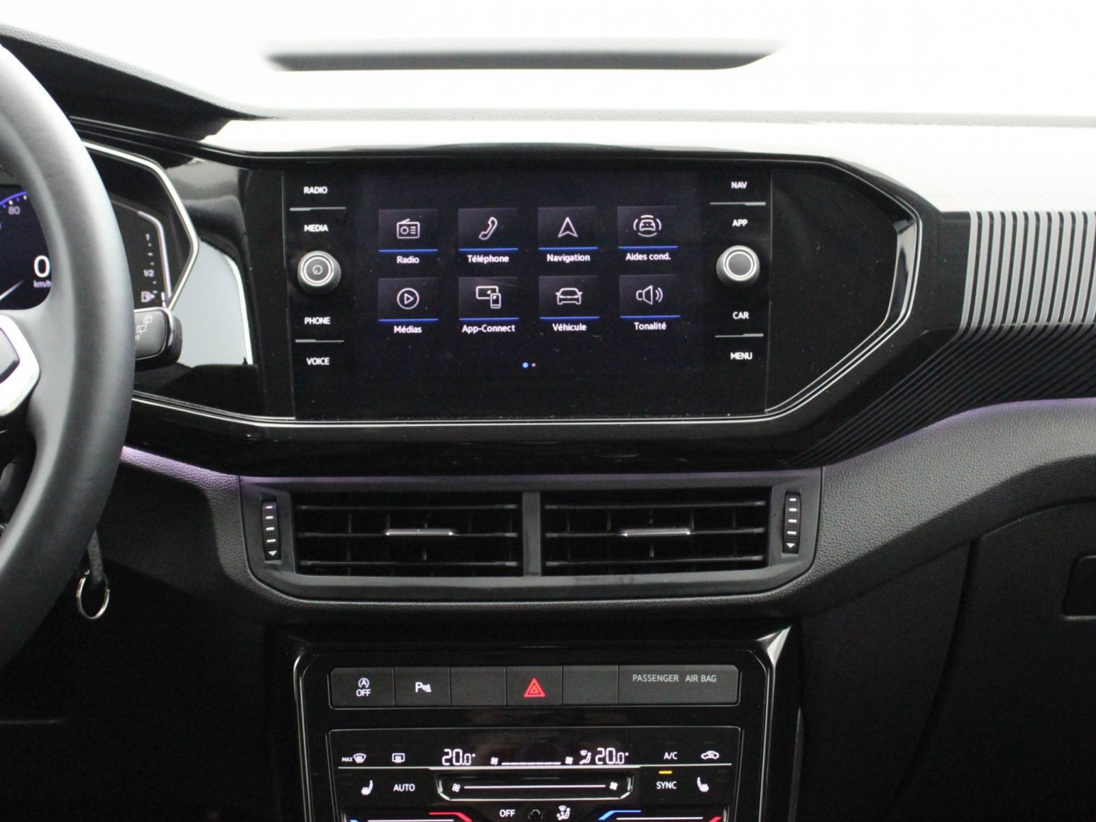 VOLKSWAGEN - T-CROSS - #182132 - 26