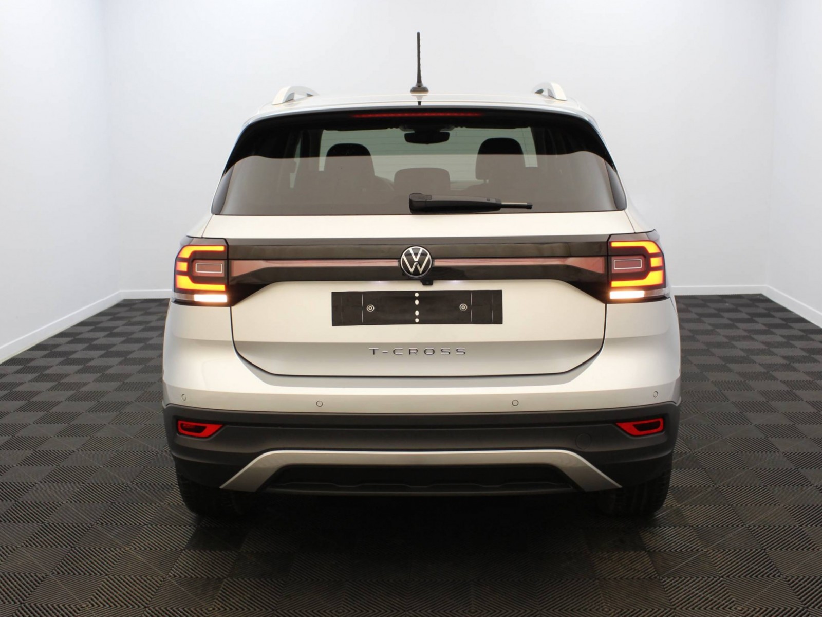 VOLKSWAGEN - T-CROSS - #182133 - 20