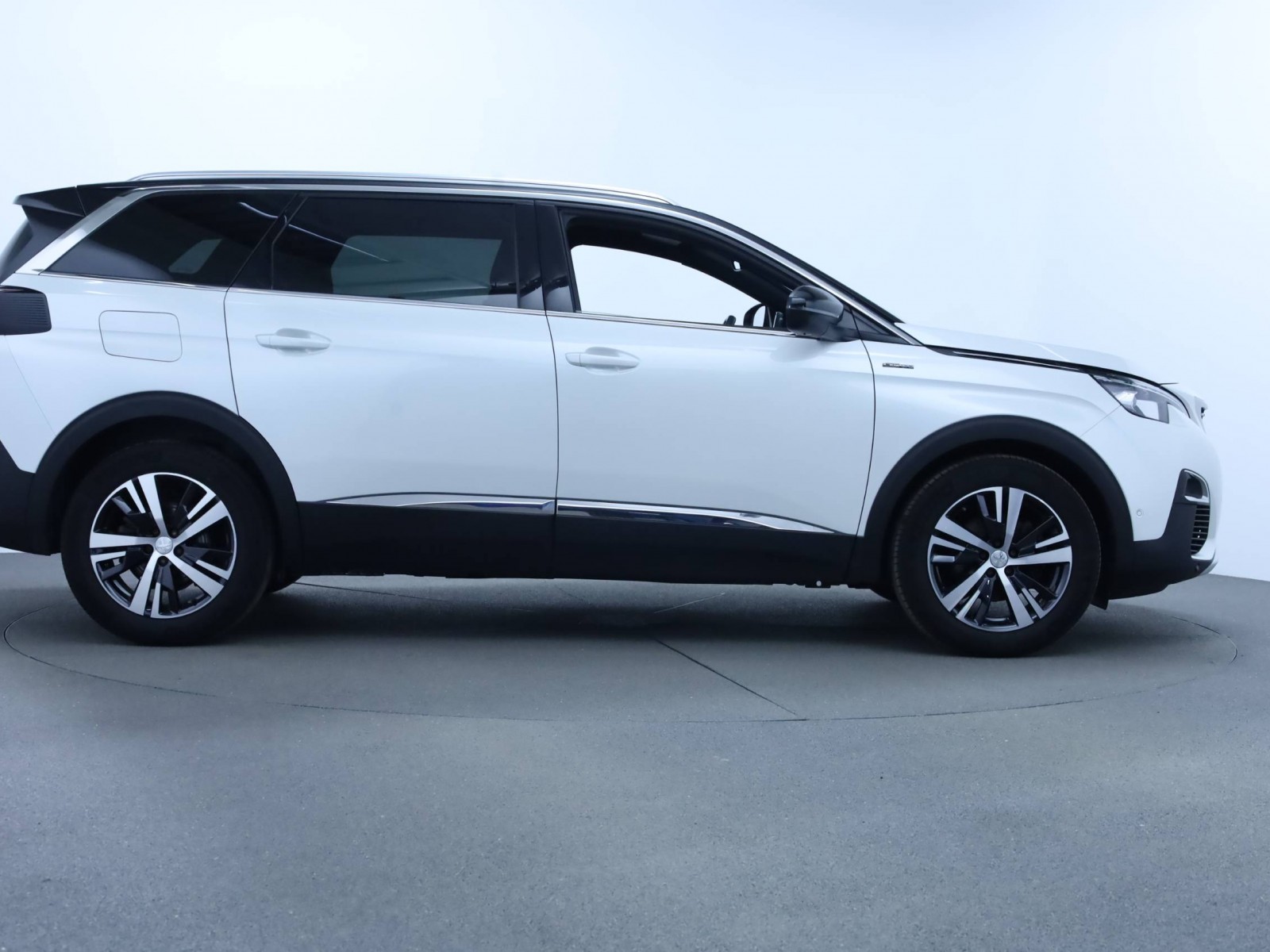 PEUGEOT - 5008 - #182238 - 4