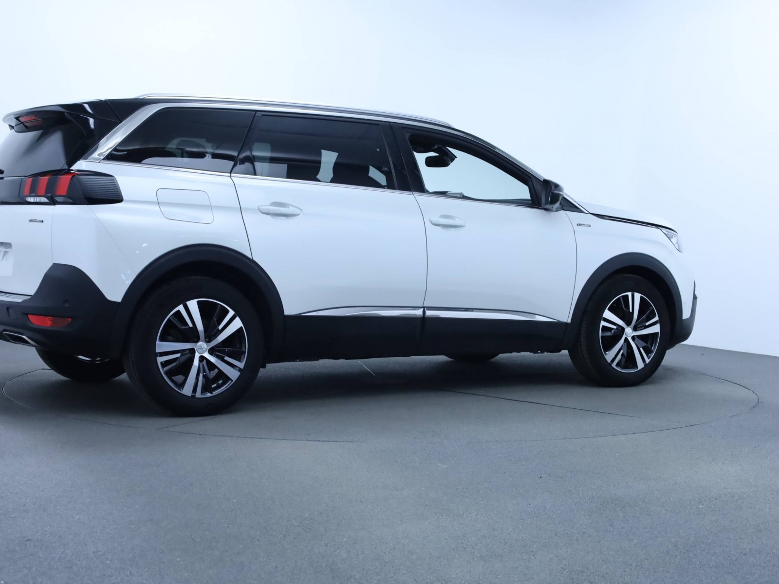 PEUGEOT - 5008 - #182238 - 5