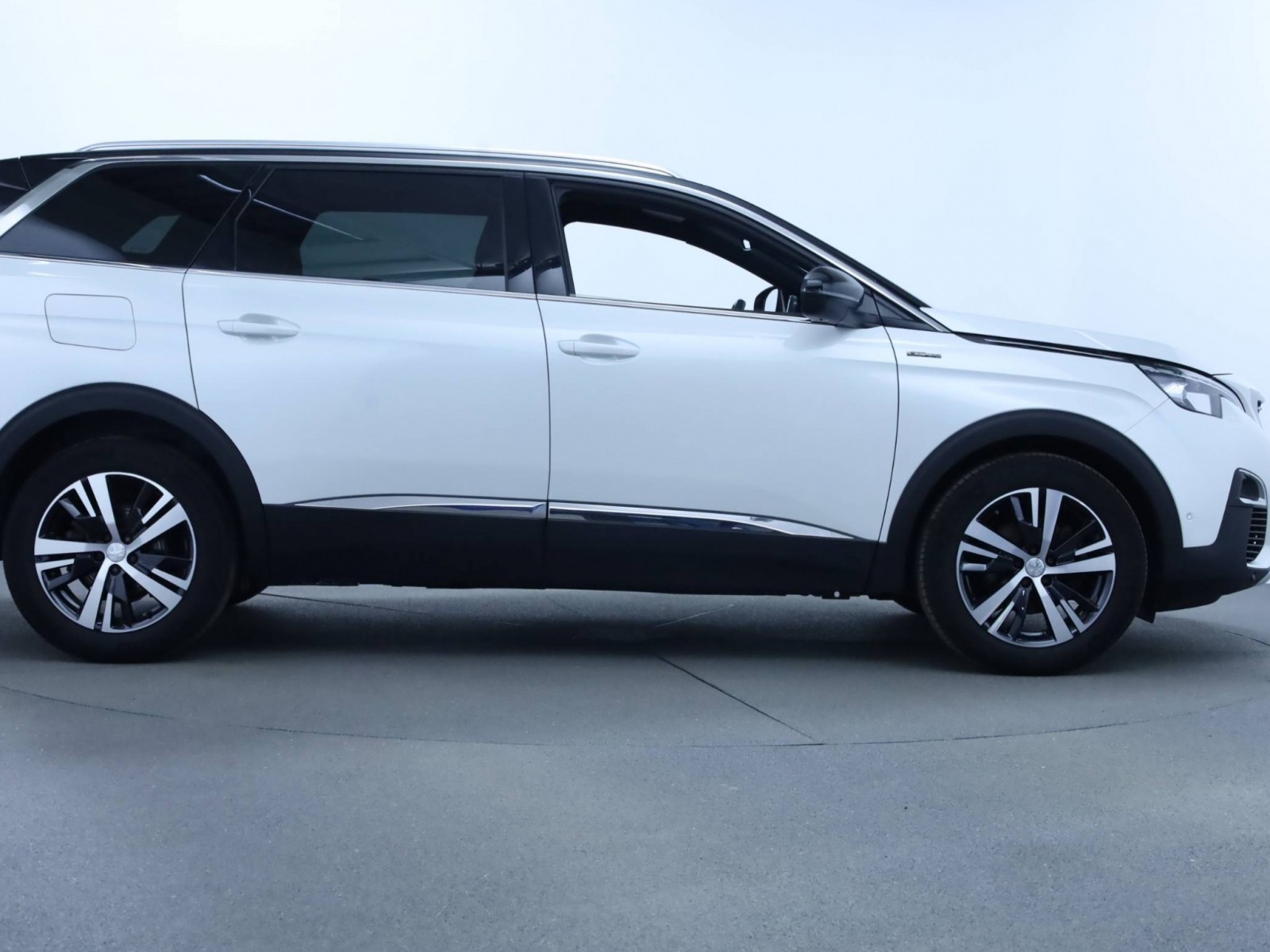 PEUGEOT - 5008 - #182238 - 20