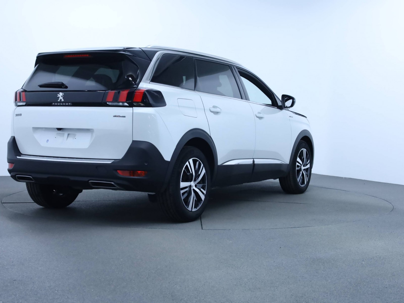 PEUGEOT - 5008 - #182238 - 6