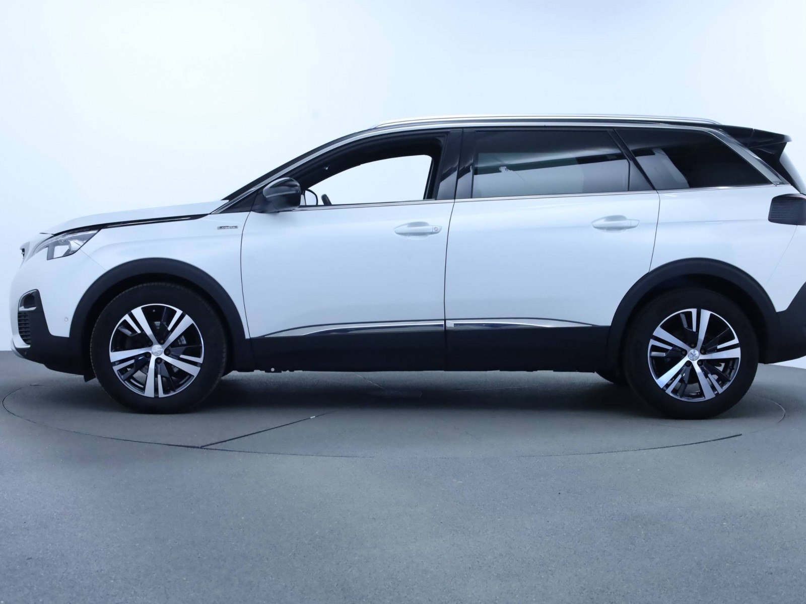 PEUGEOT - 5008 - #182238 - 10