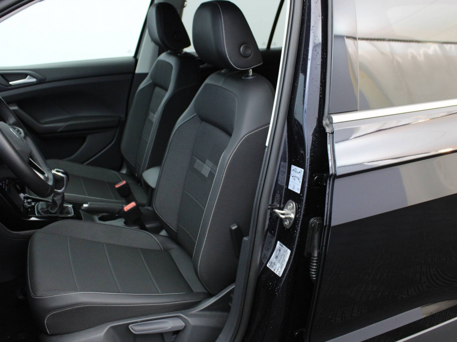 VOLKSWAGEN - T-CROSS - #182130 - 28