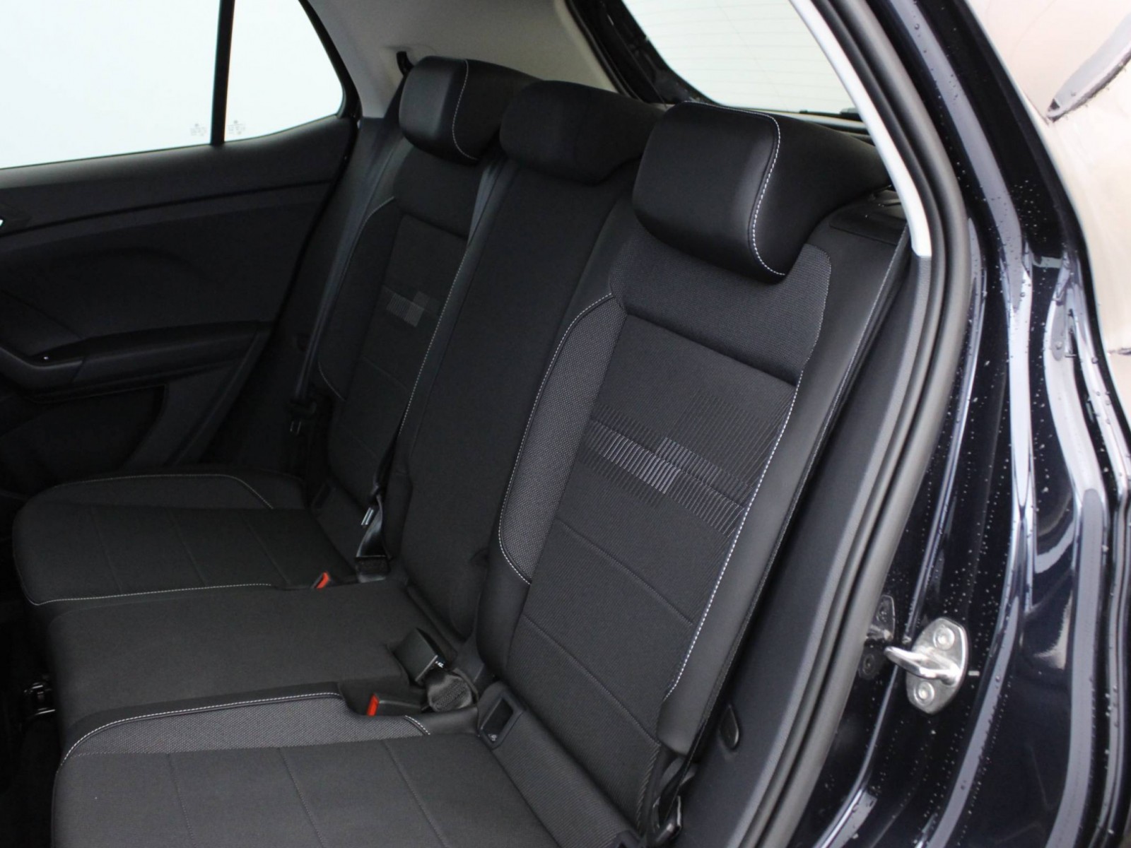 VOLKSWAGEN - T-CROSS - #182130 - 29