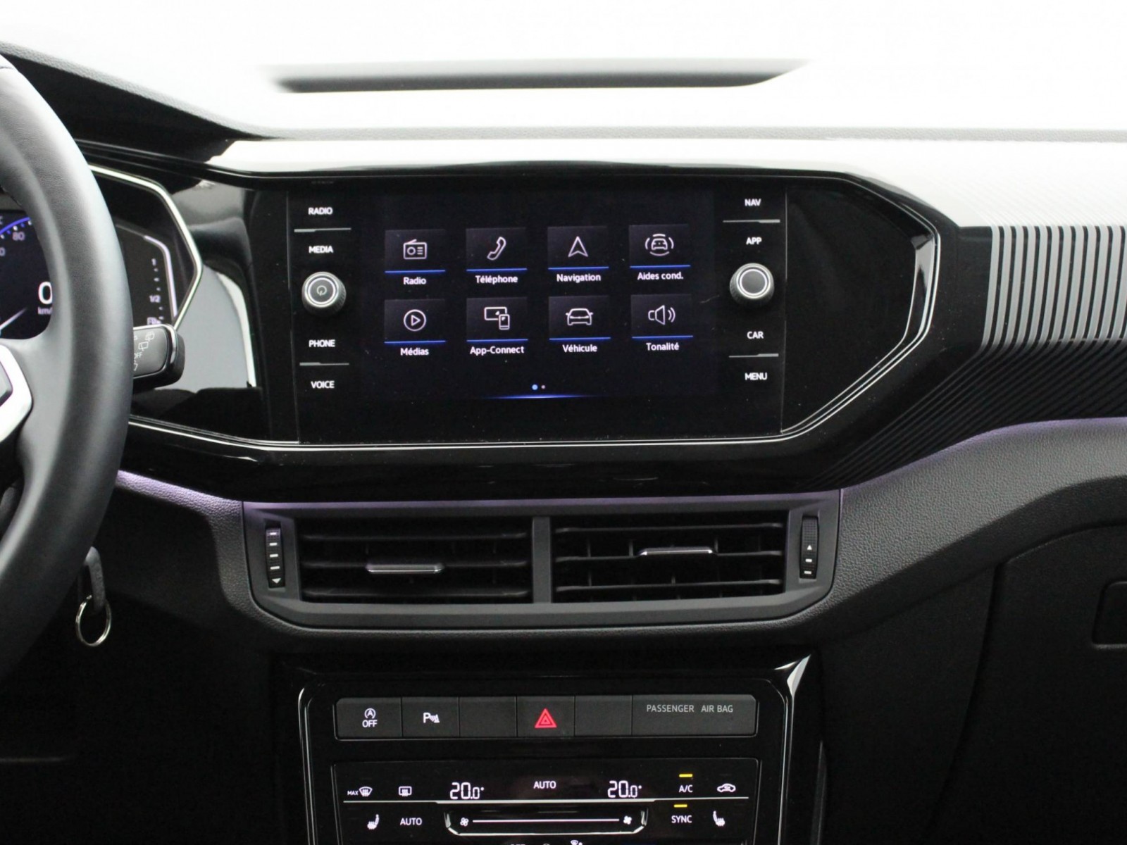 VOLKSWAGEN - T-CROSS - #182130 - 34