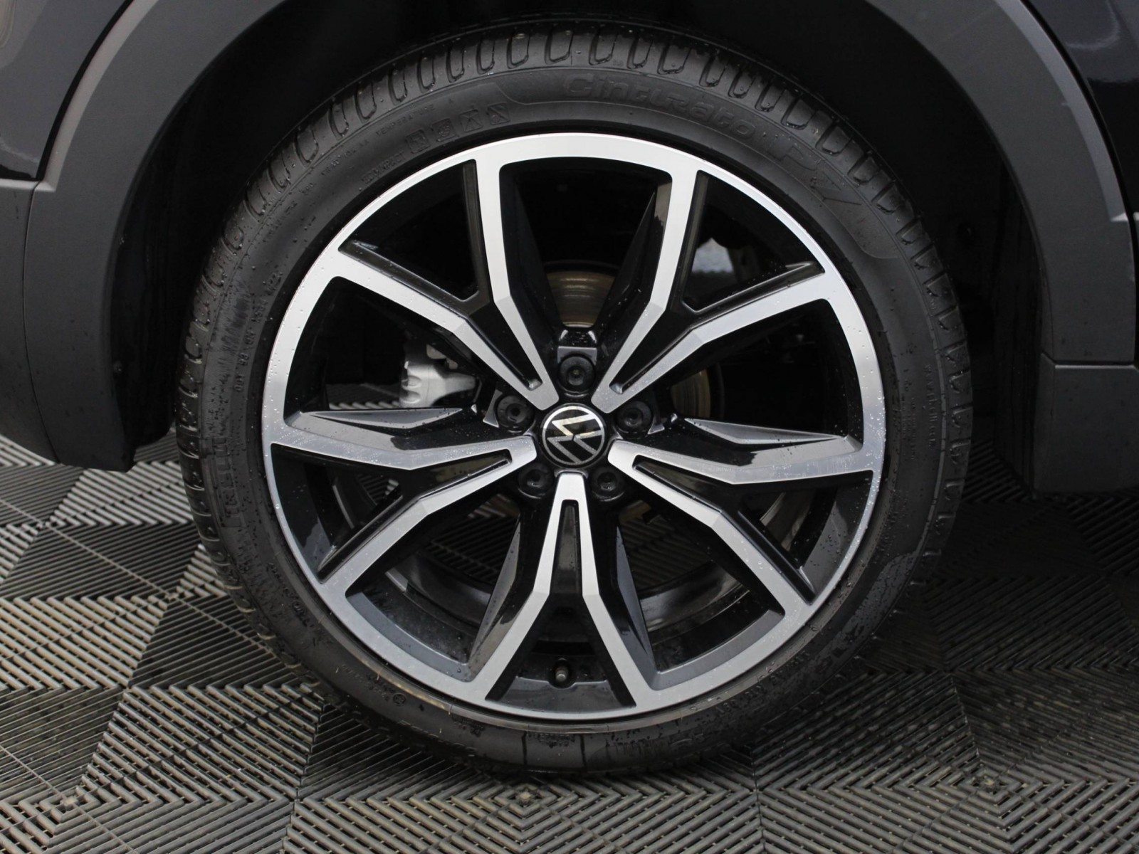 VOLKSWAGEN - T-CROSS - #182130 - 14